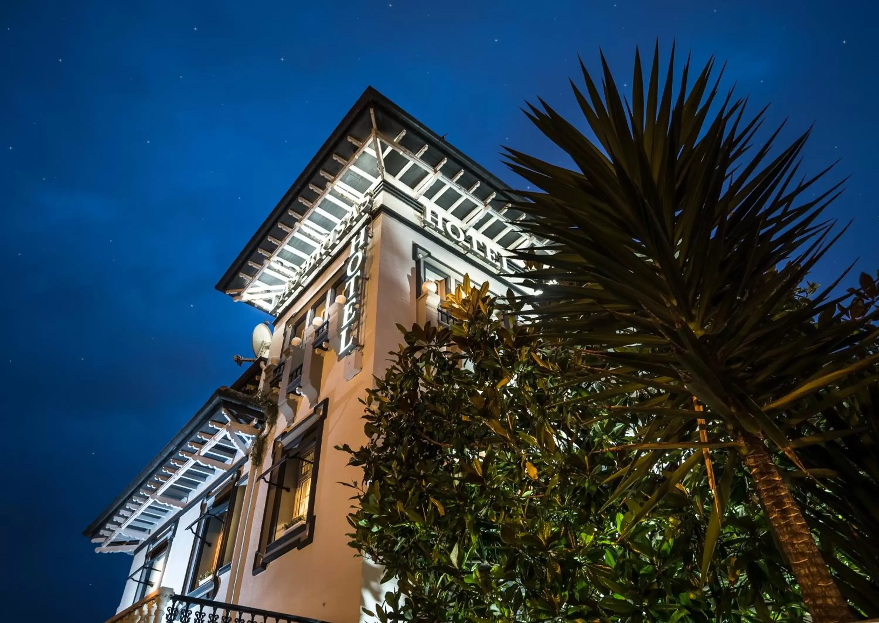 Night, Property Building in Hotel Boutique Las Brisas