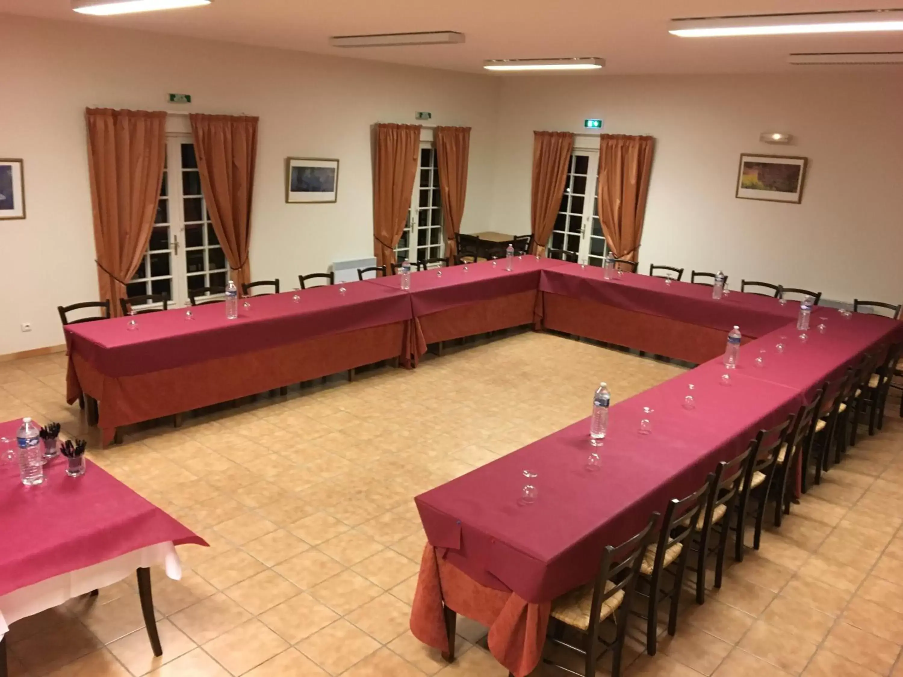 Banquet/Function facilities in Hôtel Les Nymphéas