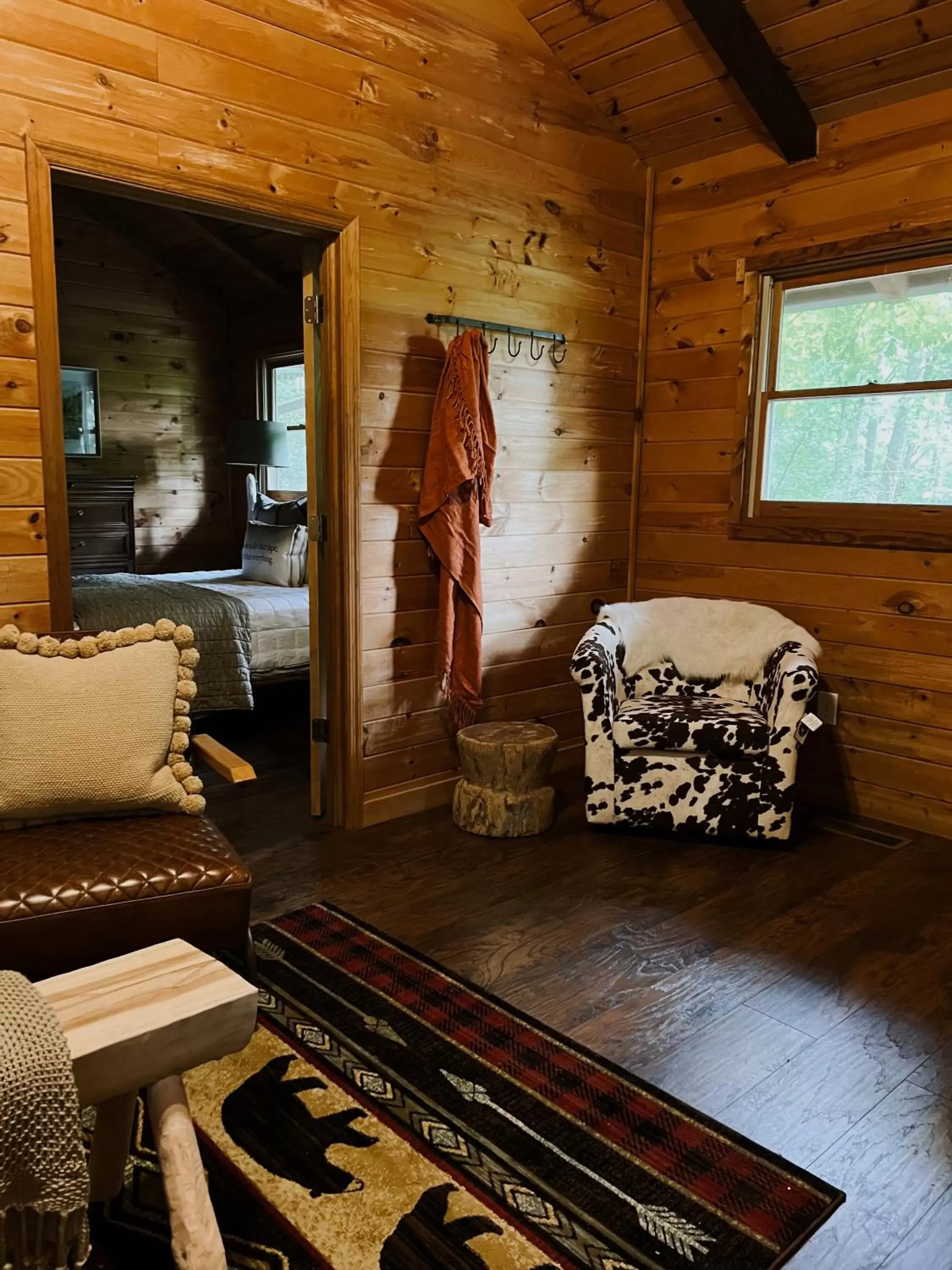 Living room in Sylvan Valley Lodge and Cellars