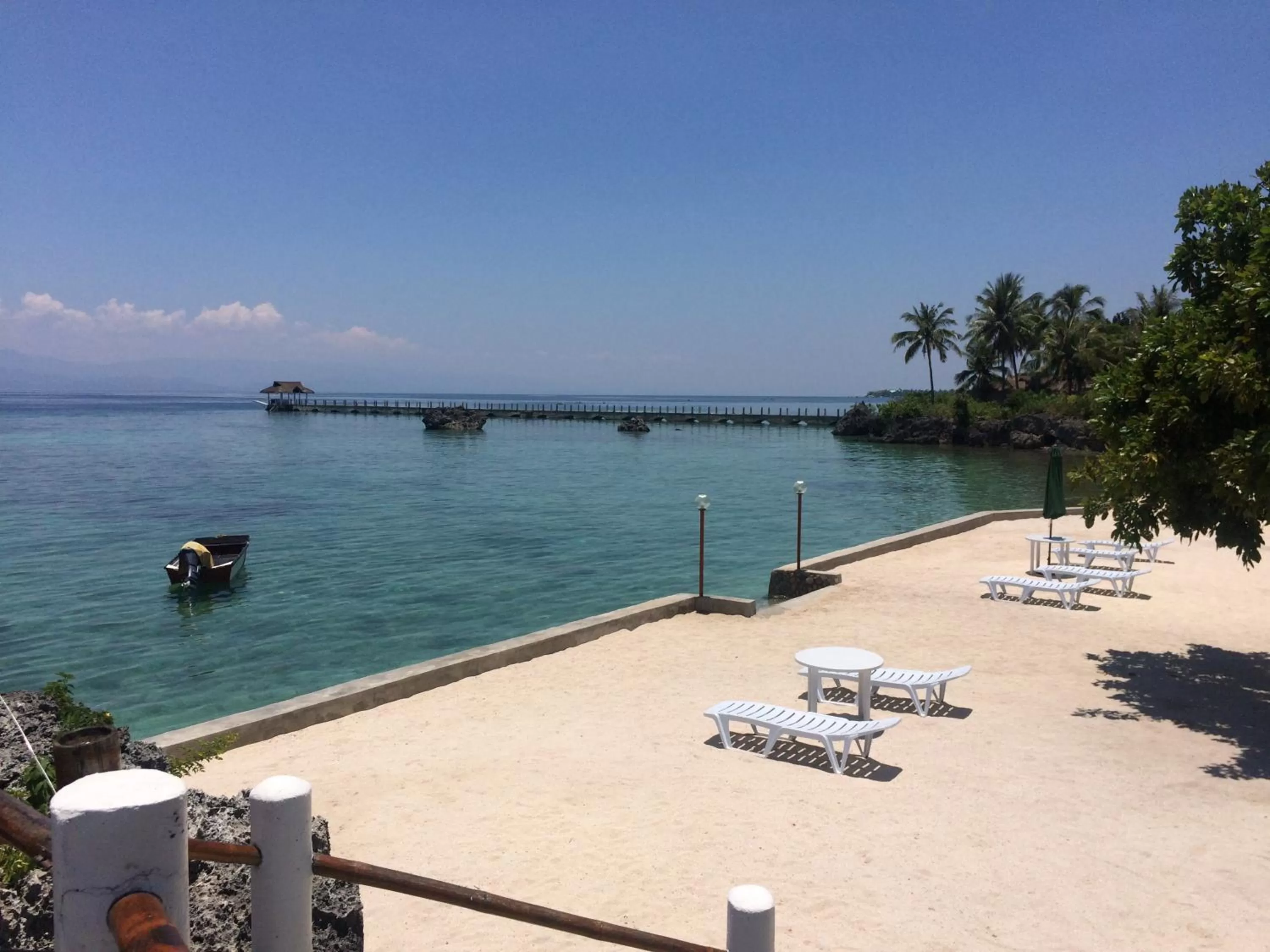 Beach in Tauig Beach Resort