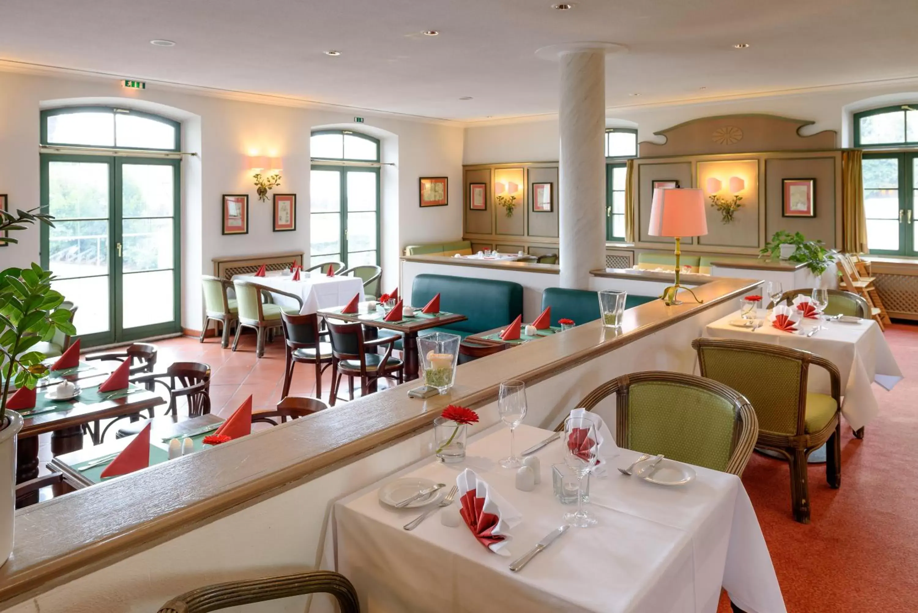 Restaurant/Places to Eat in Mercure Hotel München Airport Freising