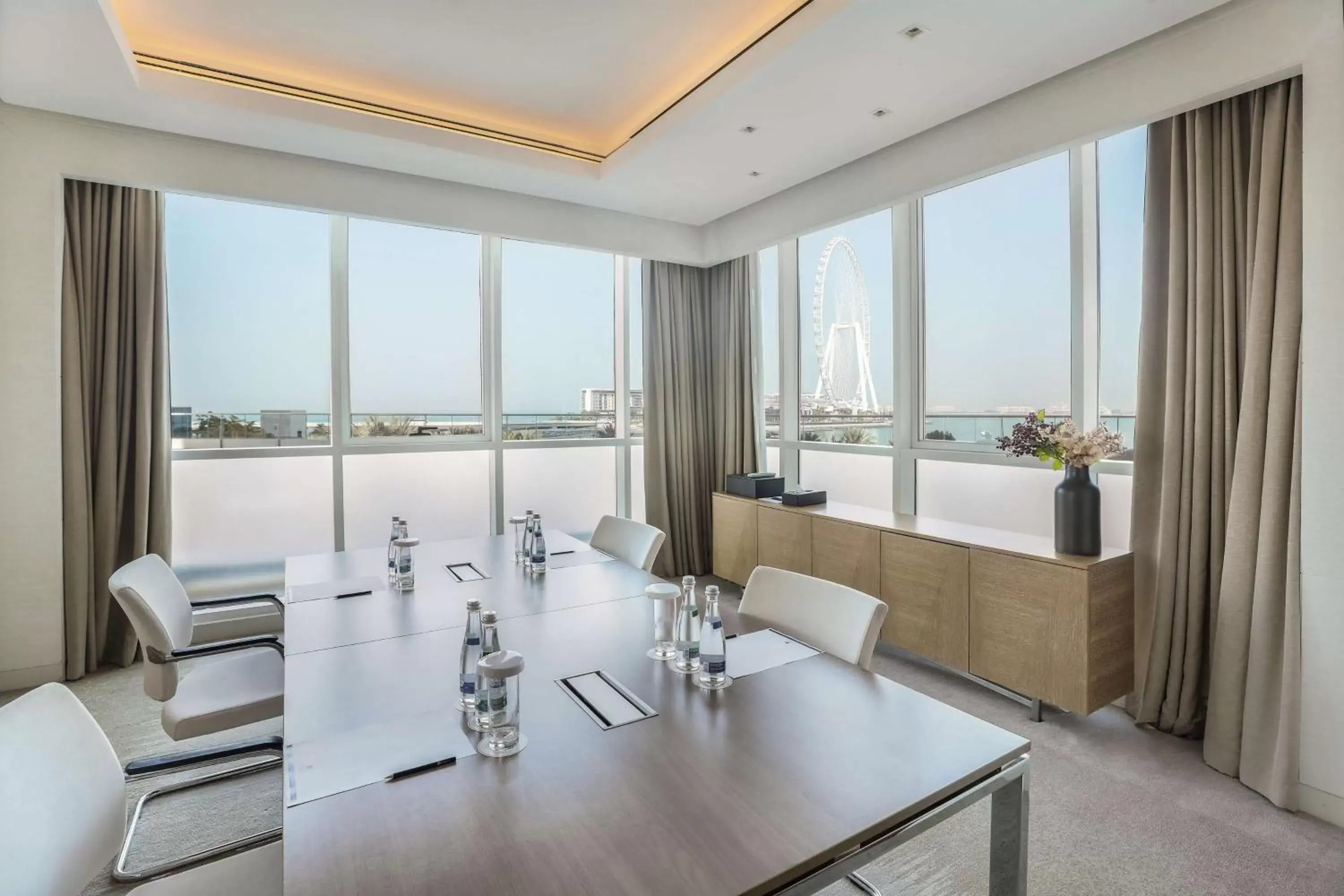 Meeting/conference room in DoubleTree by Hilton Dubai Jumeirah Beach