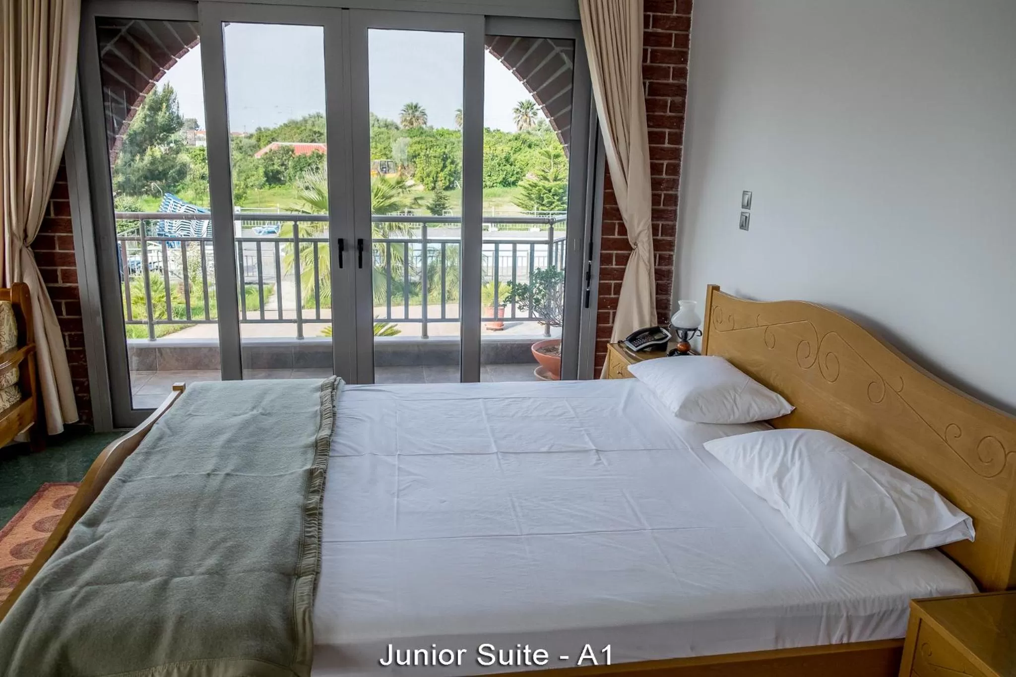 Bedroom, Bed in Ionion Star Hotel