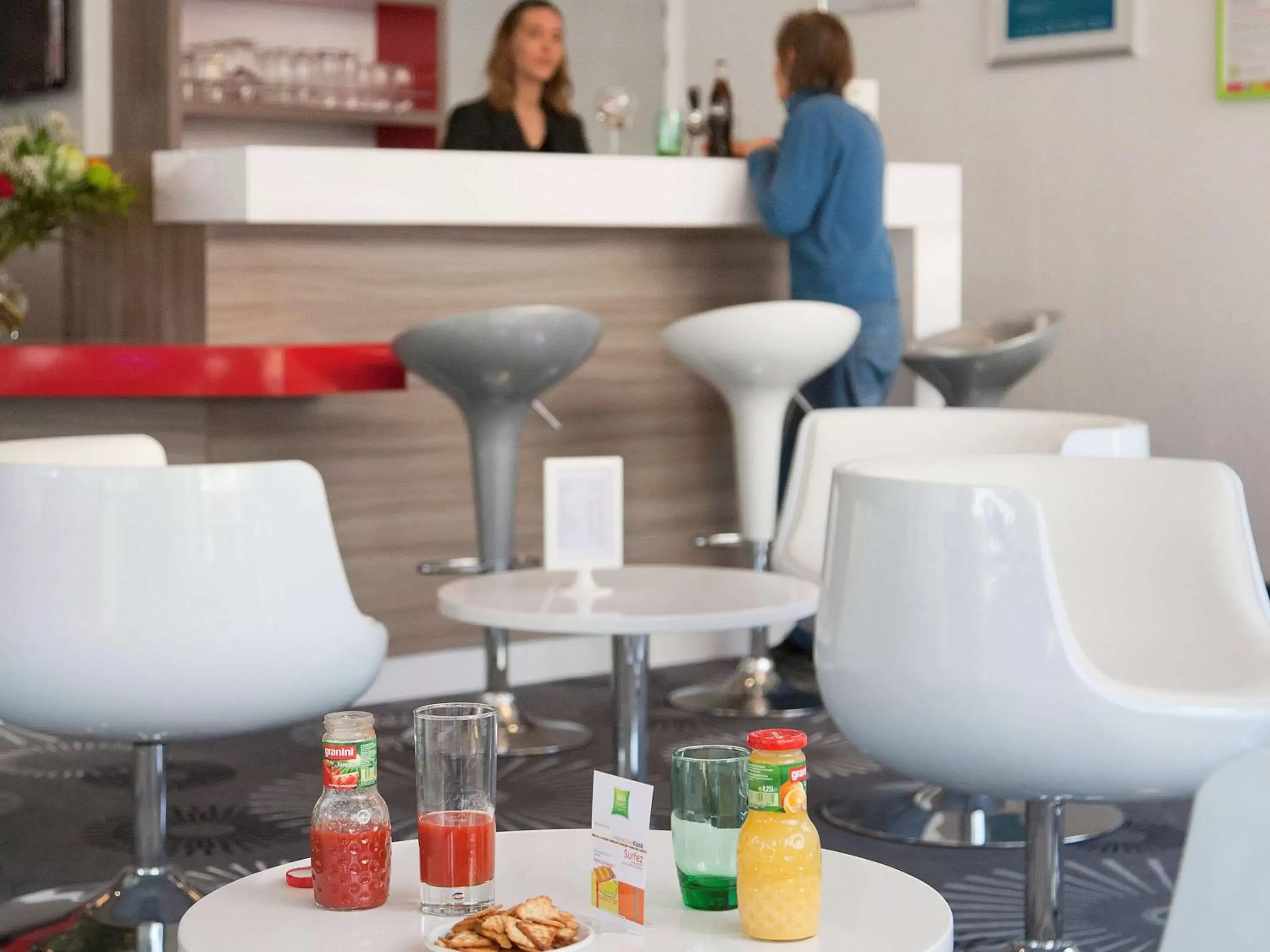 Lounge or bar in ibis Styles Grenoble Centre Gare