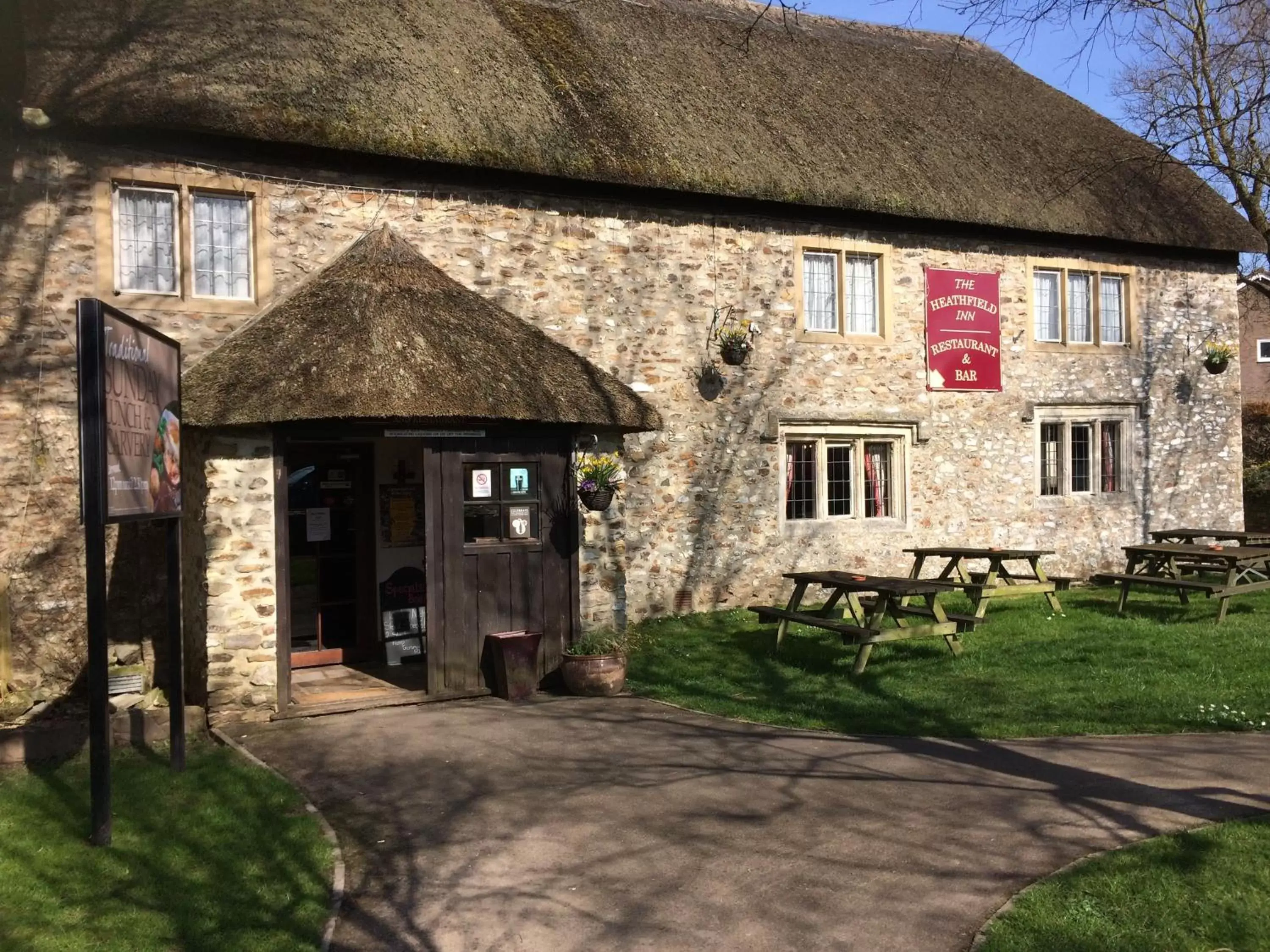 Property Building in The Heathfield Inn