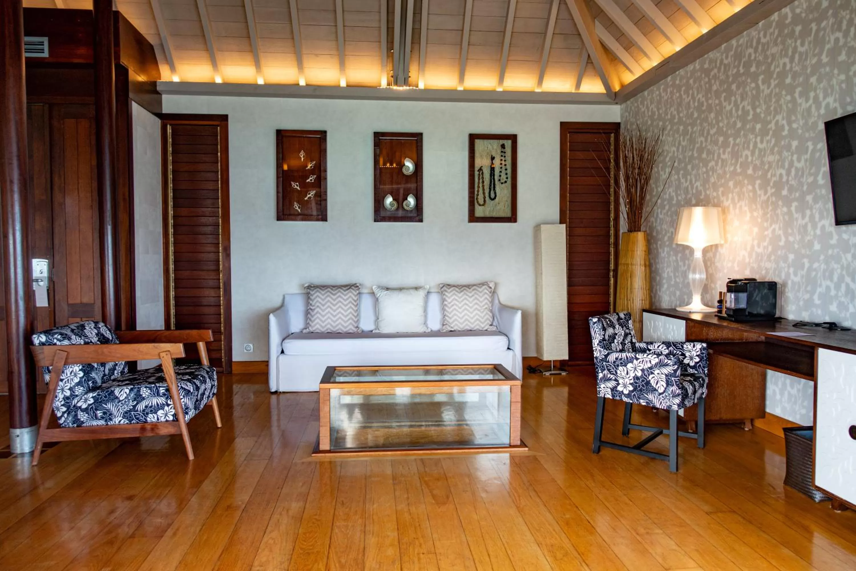 Photo of the whole room in InterContinental Tahiti Resort & Spa by IHG