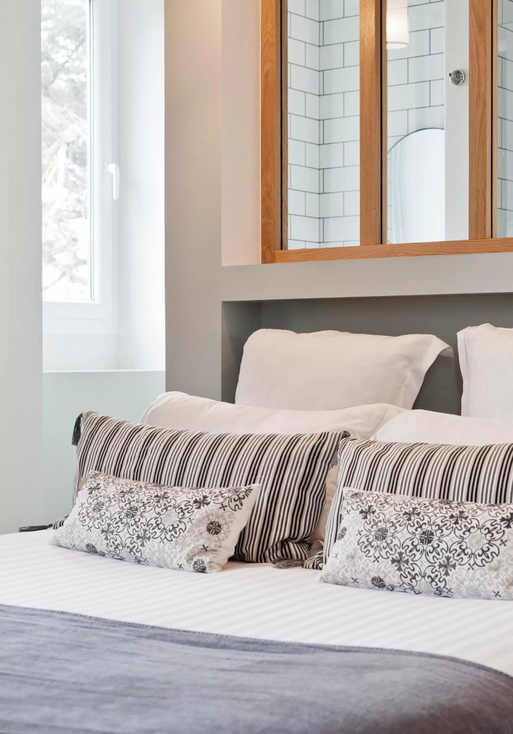 Bedroom, Bed in Hôtel Les Costans, The Originals Relais