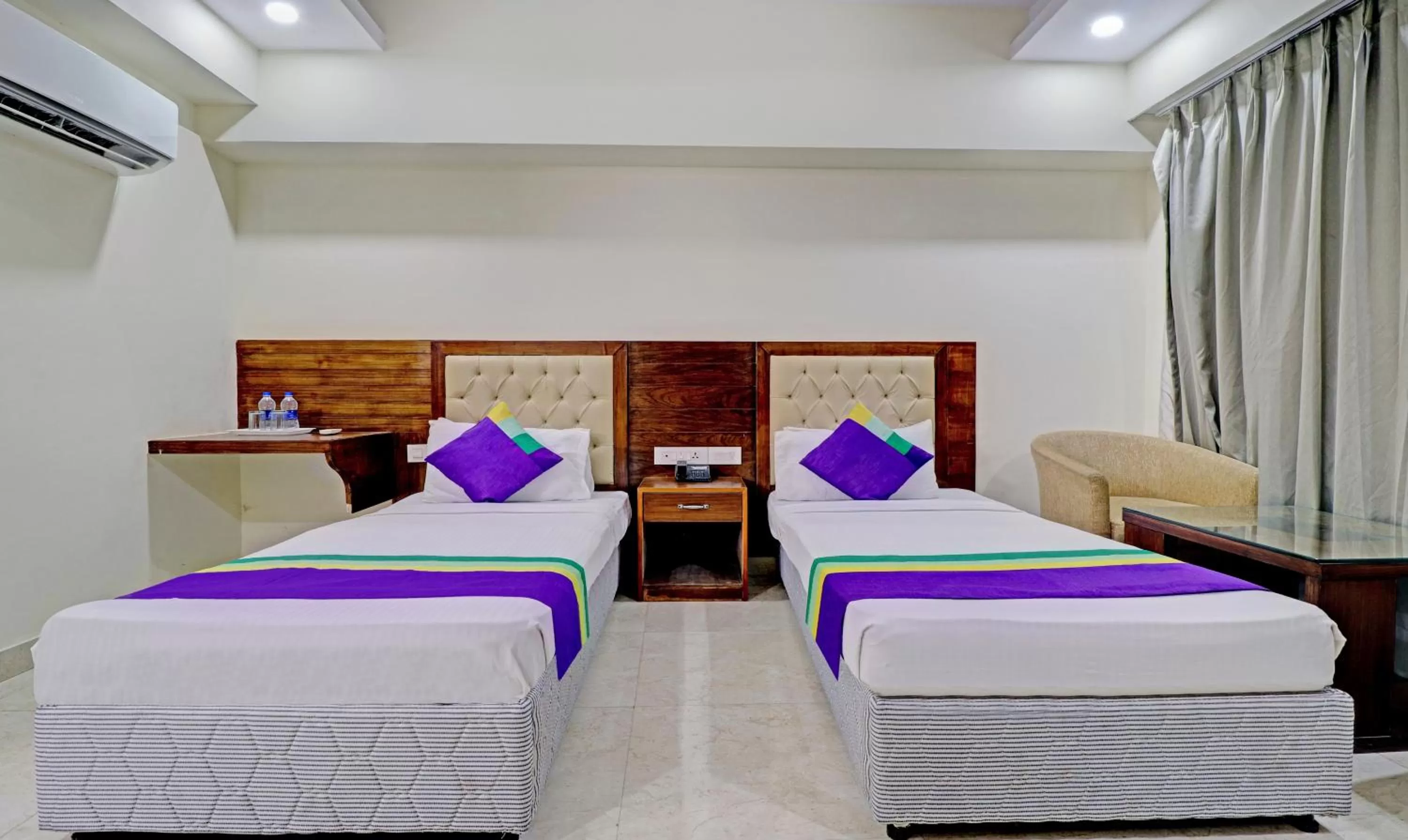 Bed in Treebo Tryst Pearl Avenue Ring Road