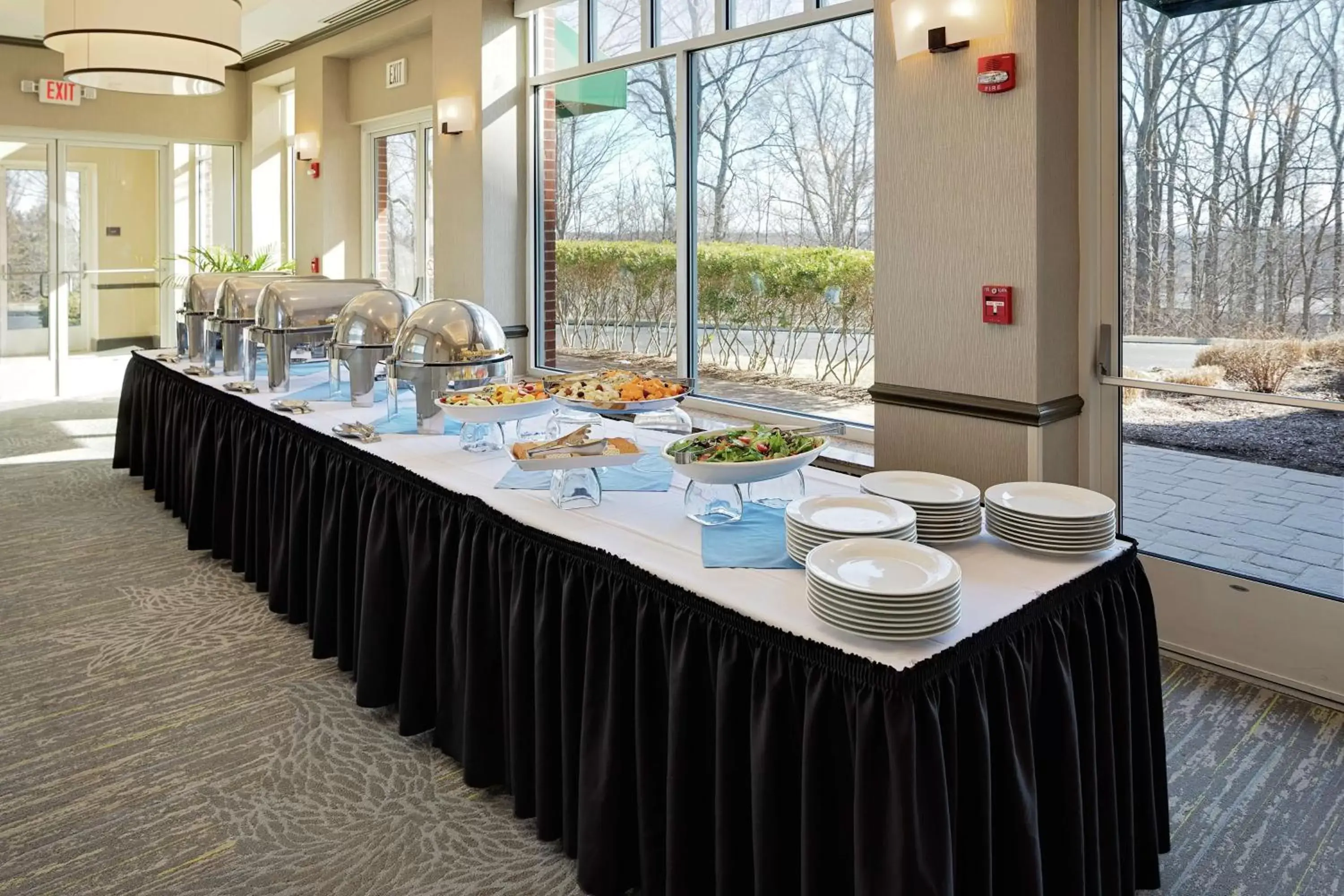 Restaurant/places to eat in Hilton Garden Inn Hartford North-Bradley International Airport Restaurant/places to eat in Hilton Garden Inn Hartford North-Bradley International Airport