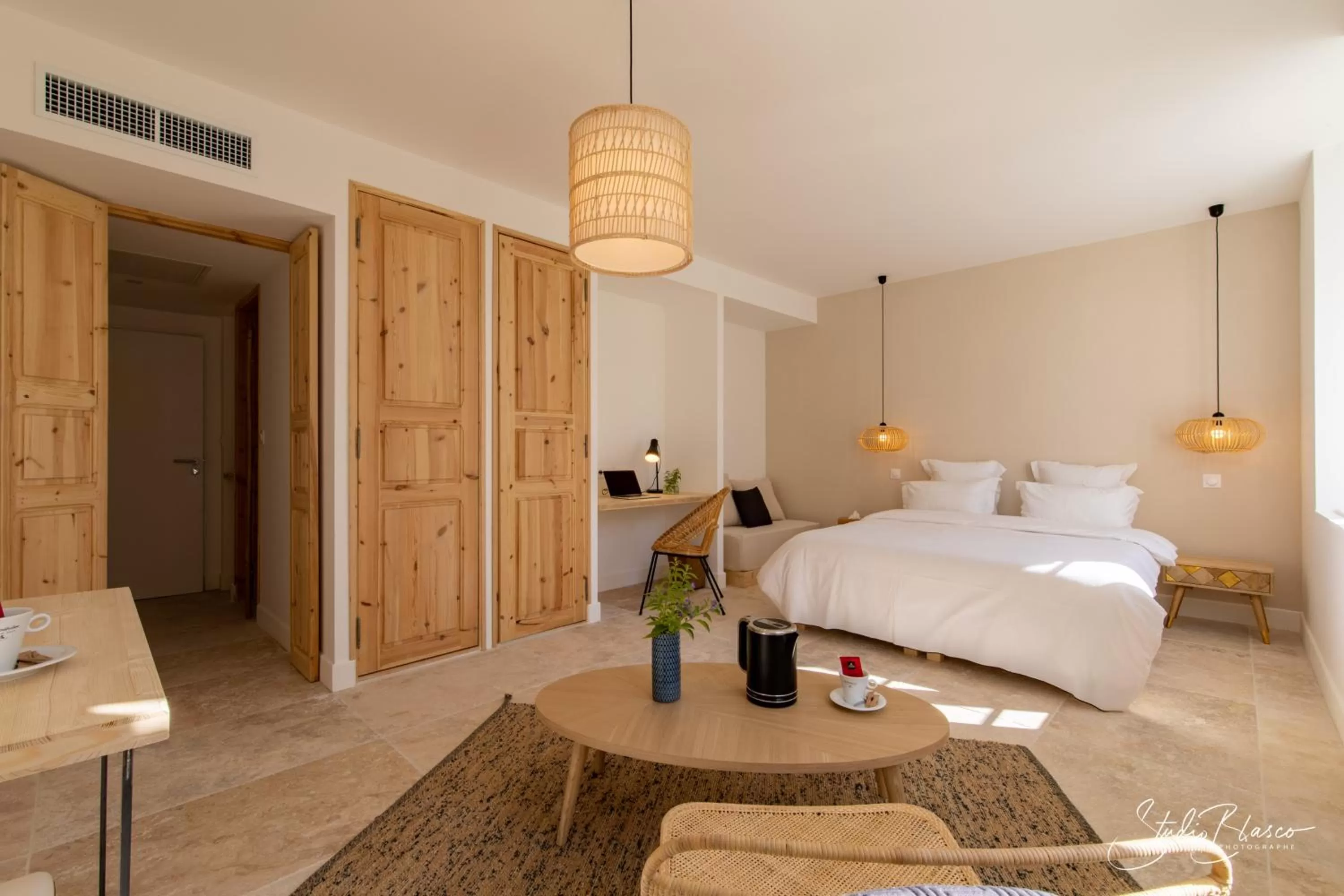 Bed in Moulin de la Roque