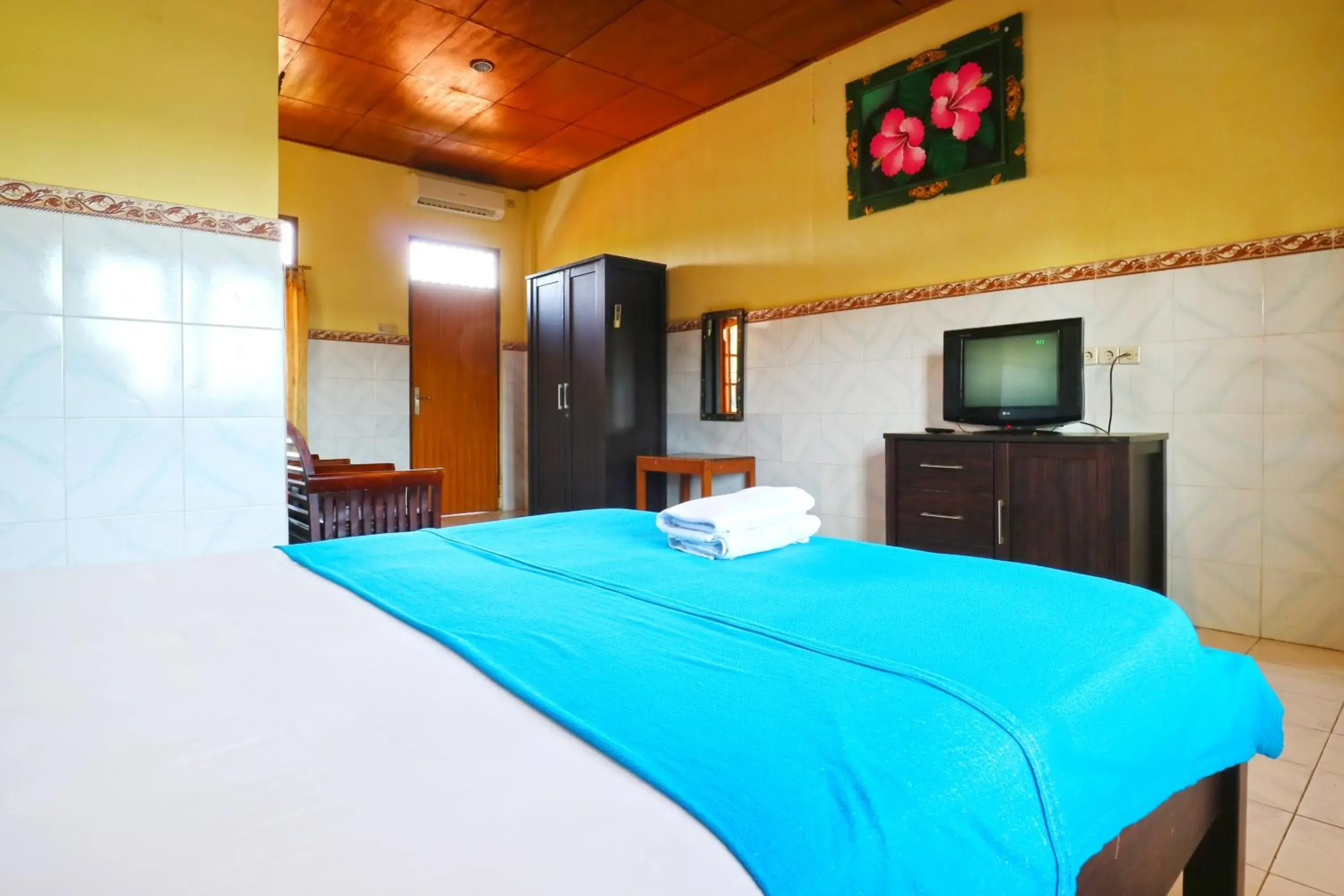 Bedroom in Gora Beach Inn