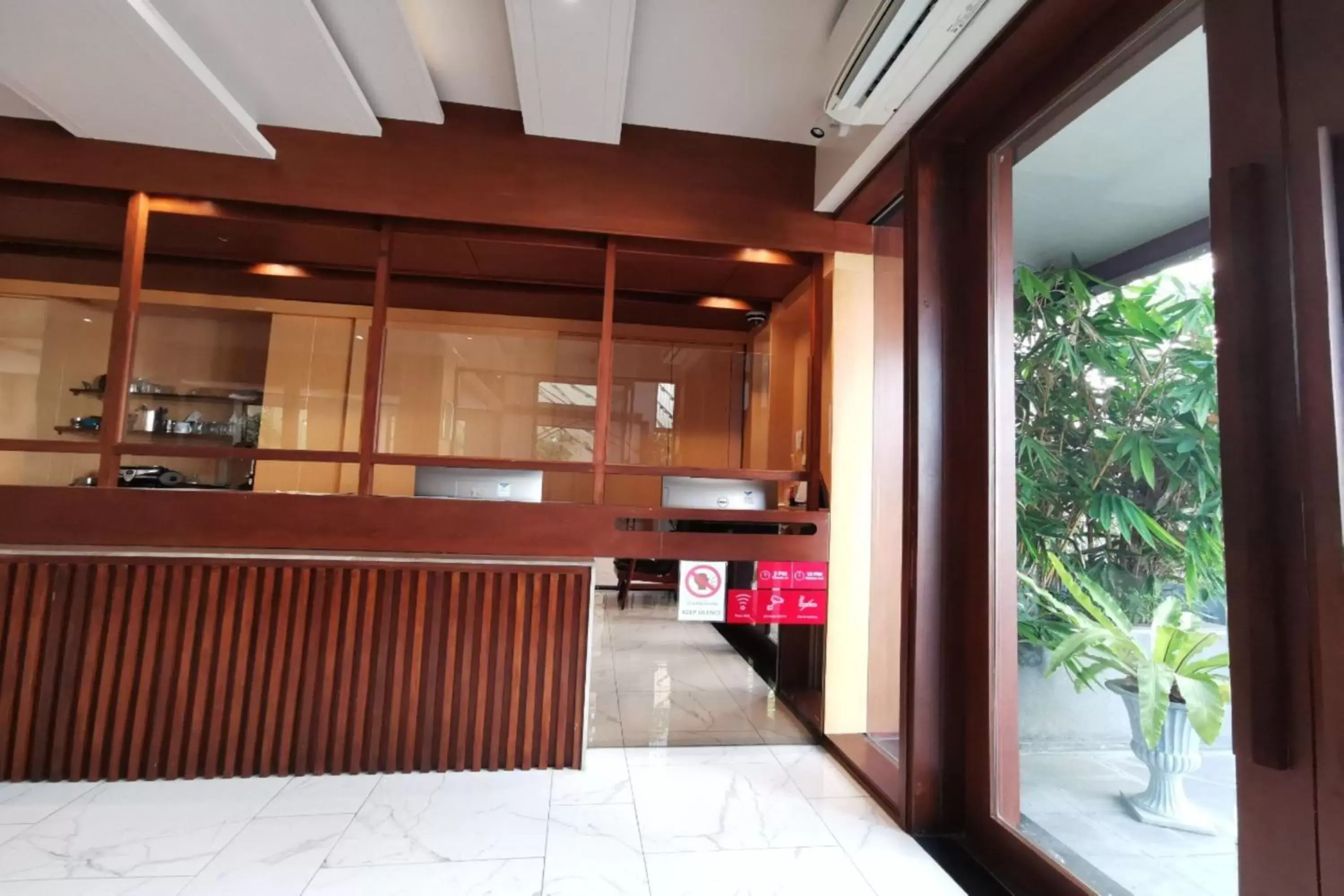 Lobby or reception, Kitchen/Kitchenette in A Sleep Bangkok Sathorn