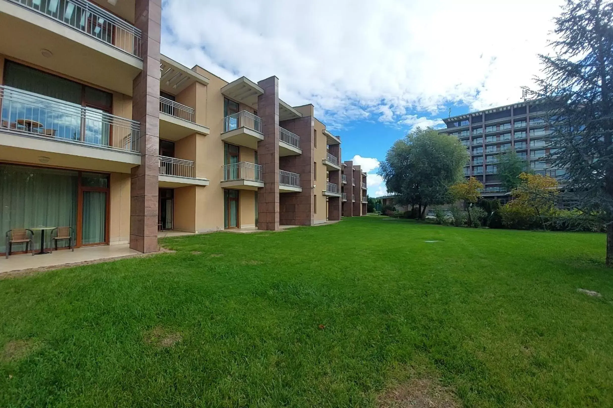 Property building in Aquaworld Resort Budapest Property building in Aquaworld Resort Budapest