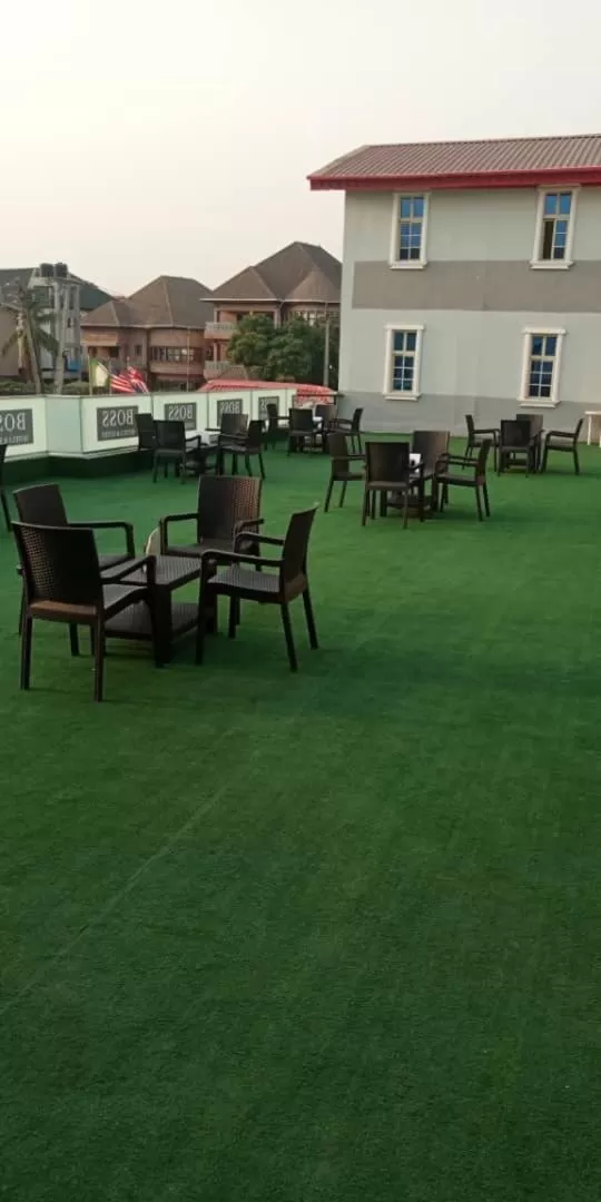 BOSS HOTELS & SUITES*****