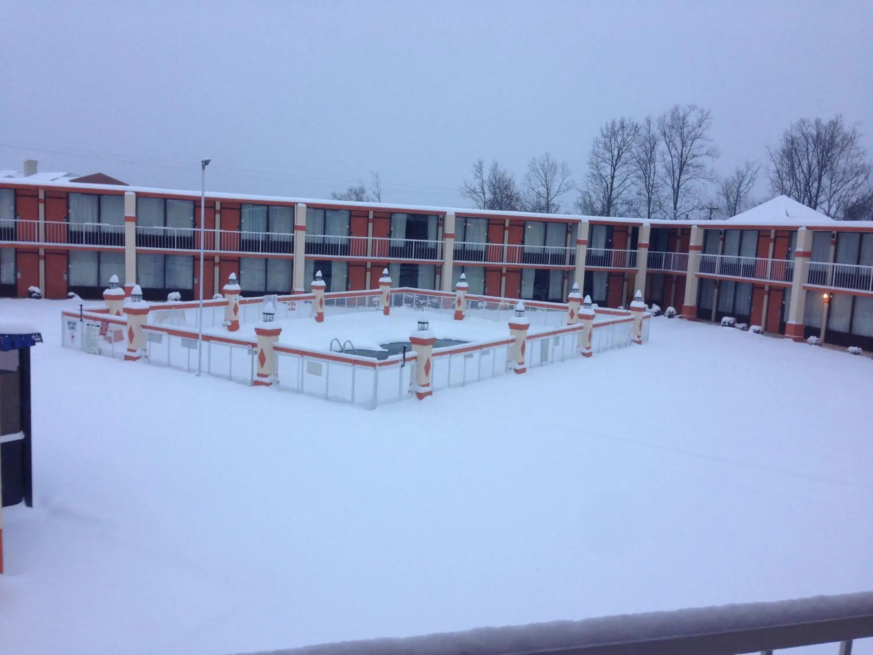 Winter in Rodeway Inn & Suites Greensboro Southeast