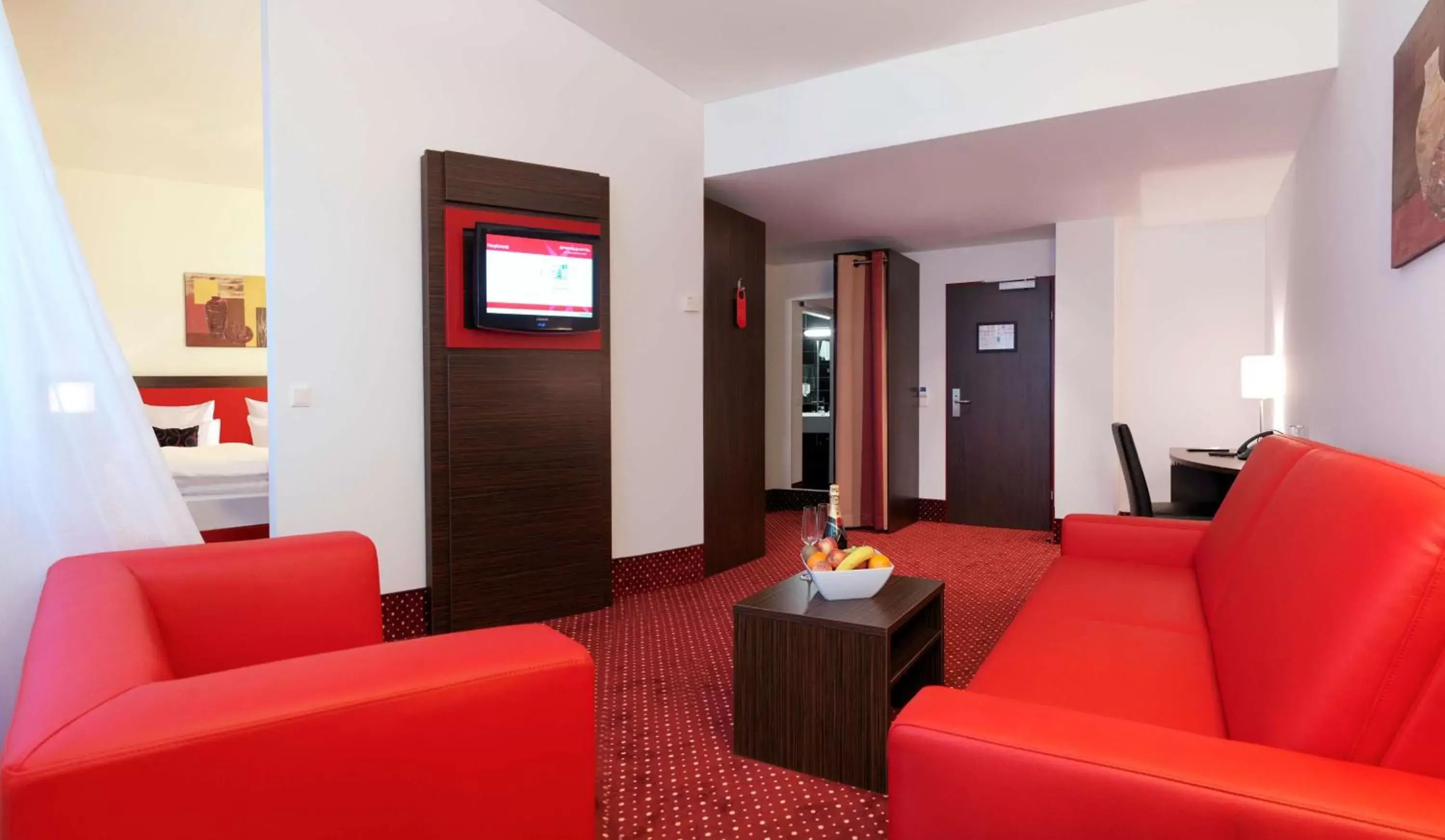 Photo of the whole room, Seating Area in Best Western Plus Amedia Wien