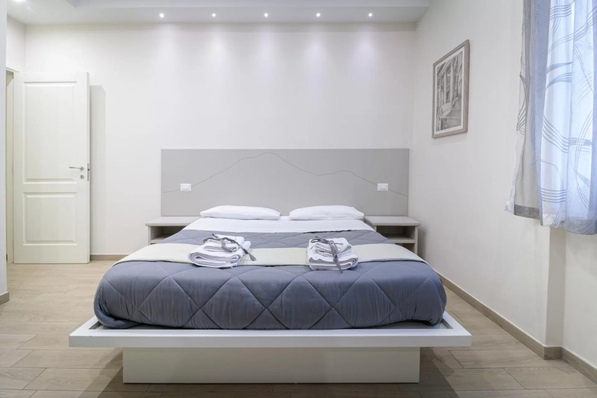 Bedroom, Bed in Nolana '86