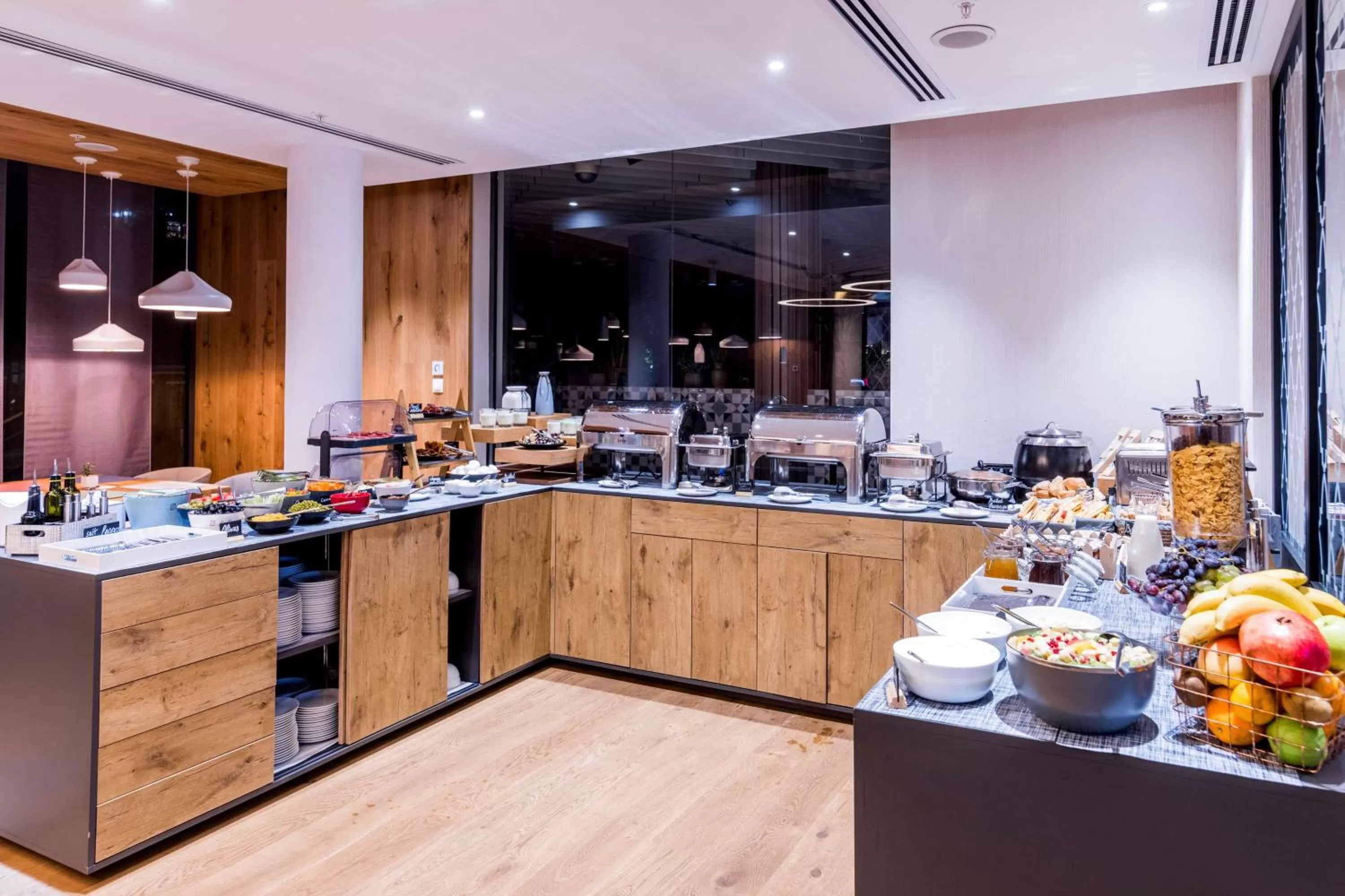 Restaurant/places to eat in Best Western Plus Congress Hotel Yerevan