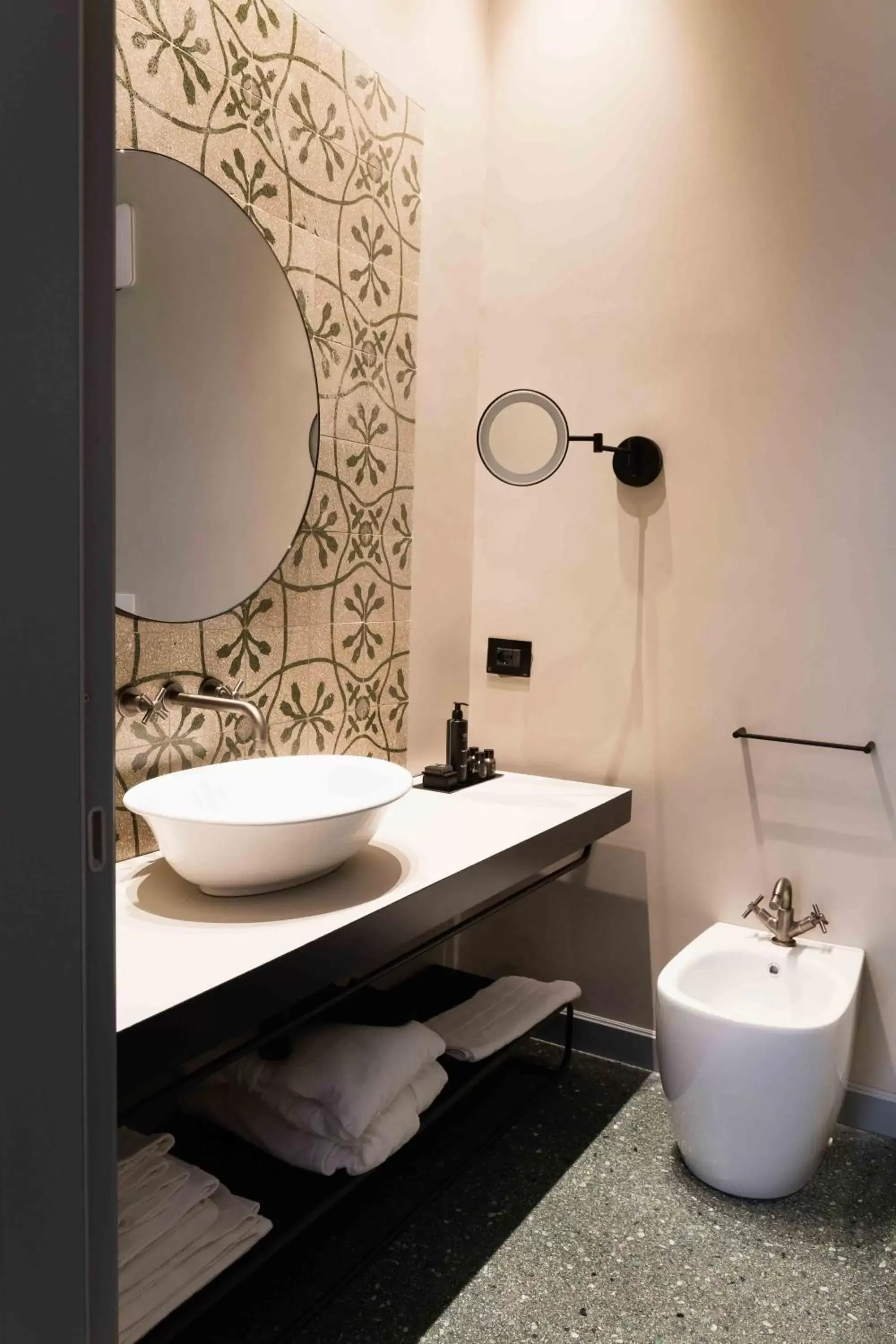 Bathroom in VIS Urban Suites&Spa