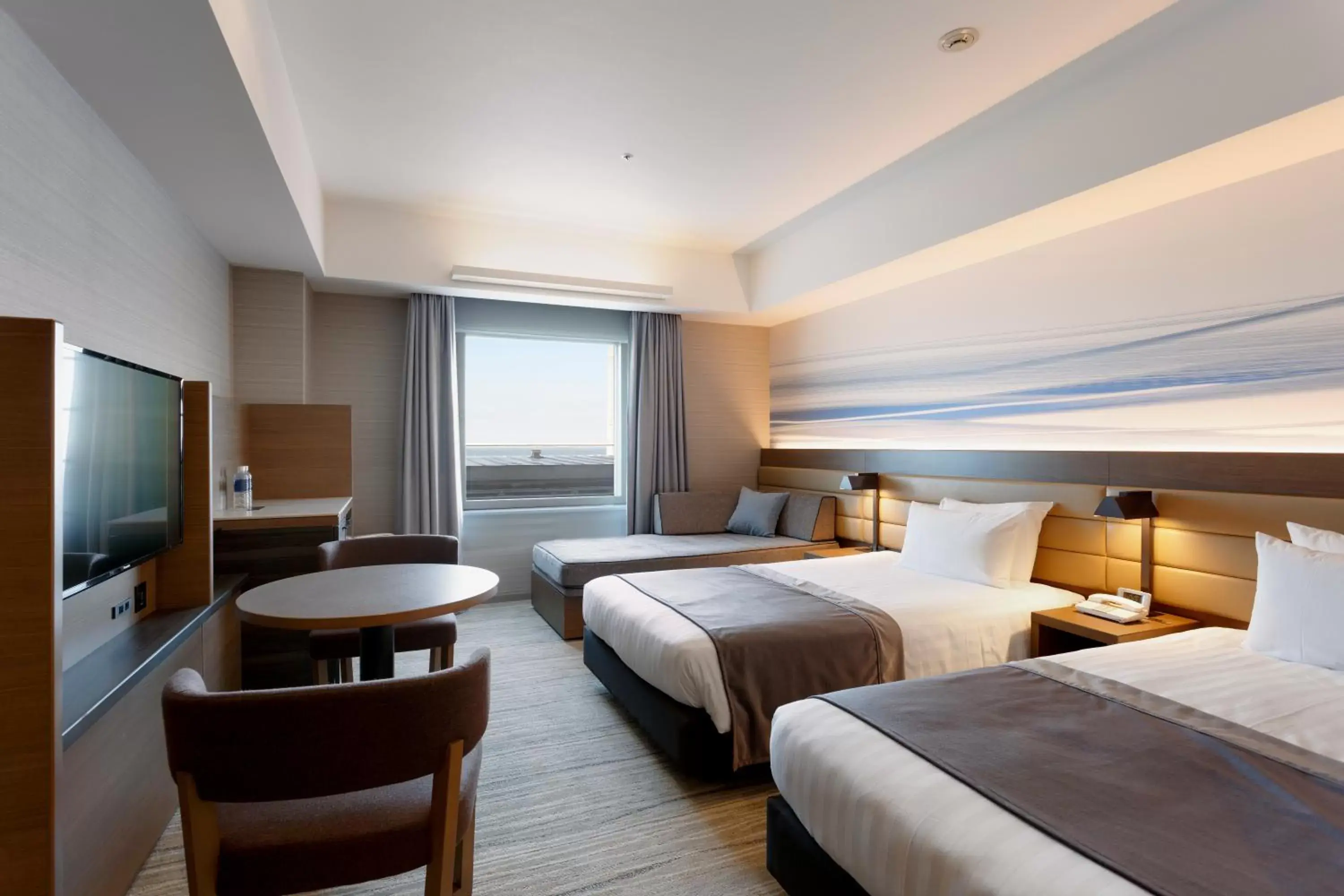 Photo of the whole room, Bed in Haneda Excel Hotel Tokyu Haneda Airport Terminal 2 Photo of the whole room, Bed in Haneda Excel Hotel Tokyu Haneda Airport Terminal 2