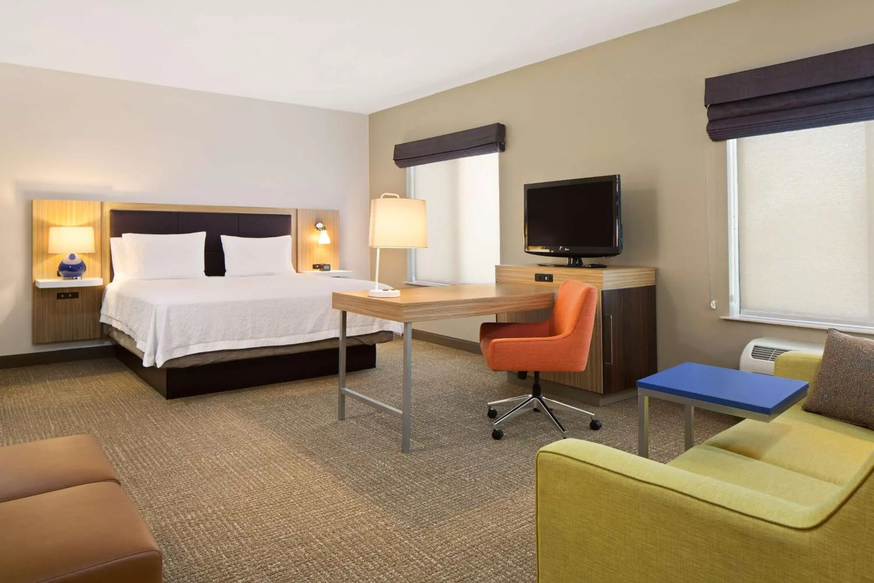Bedroom in Hampton Inn & Suites by Hilton Walla Walla