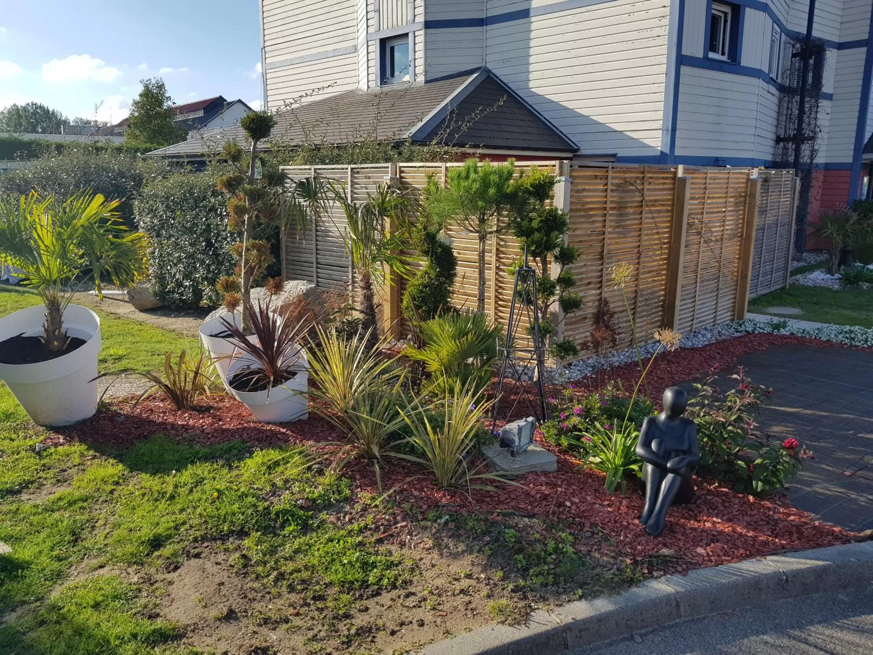 Garden in ibis budget Berck Sur Mer