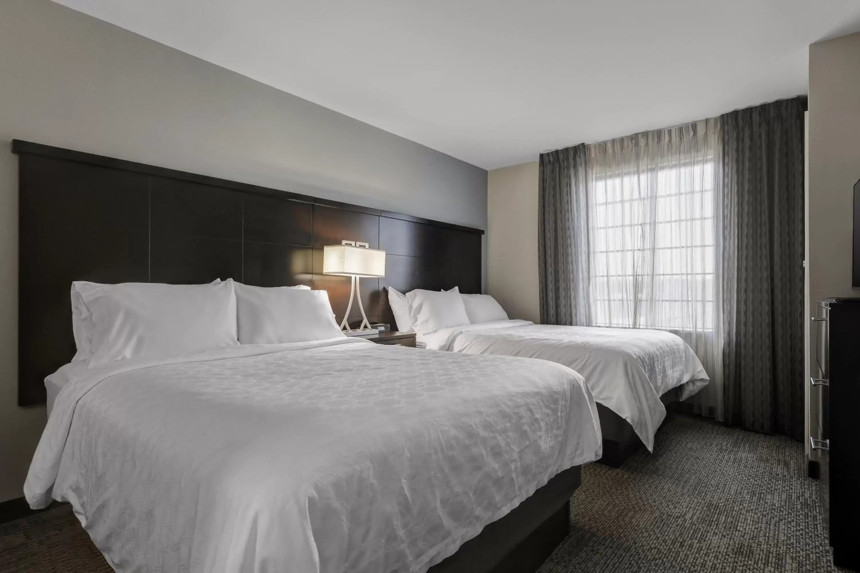 Photo of the whole room, Bed in Staybridge Suites Washington D.C. - Greenbelt, an IHG Hotel