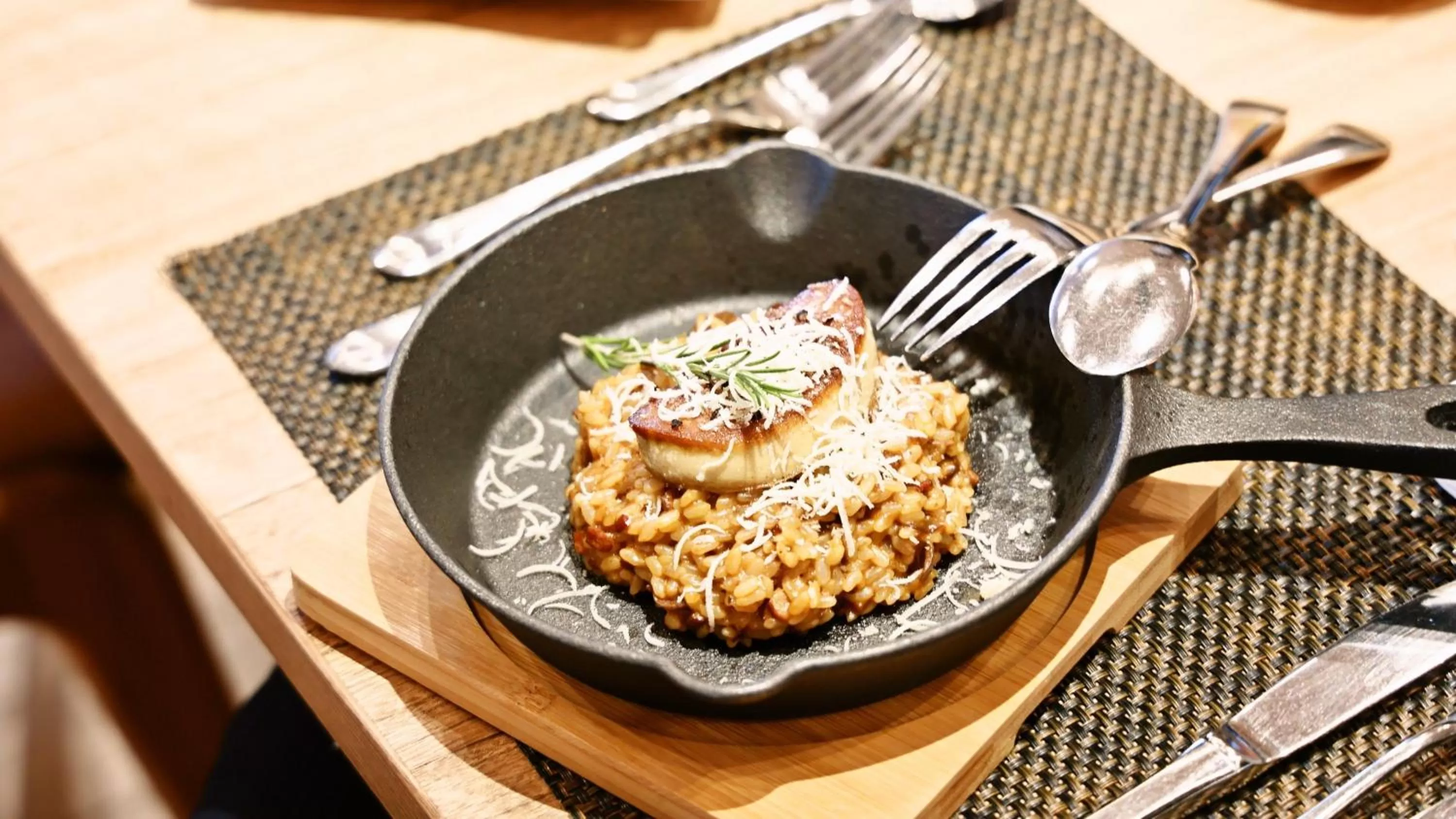 Restaurant/places to eat in ANA Holiday Inn Sendai by IHG