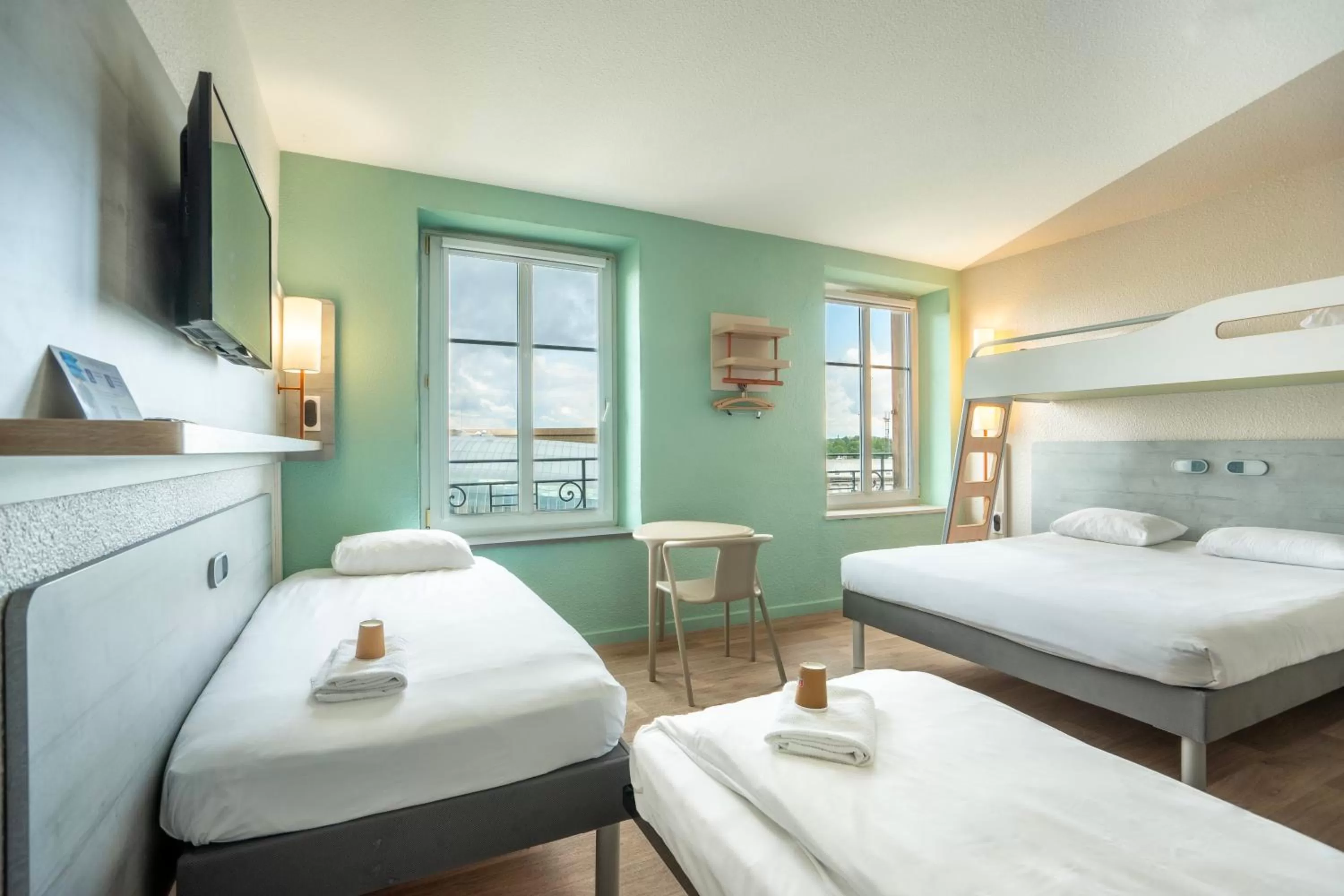 Bedroom, Bed in Ibis Budget Strasbourg Centre Gare