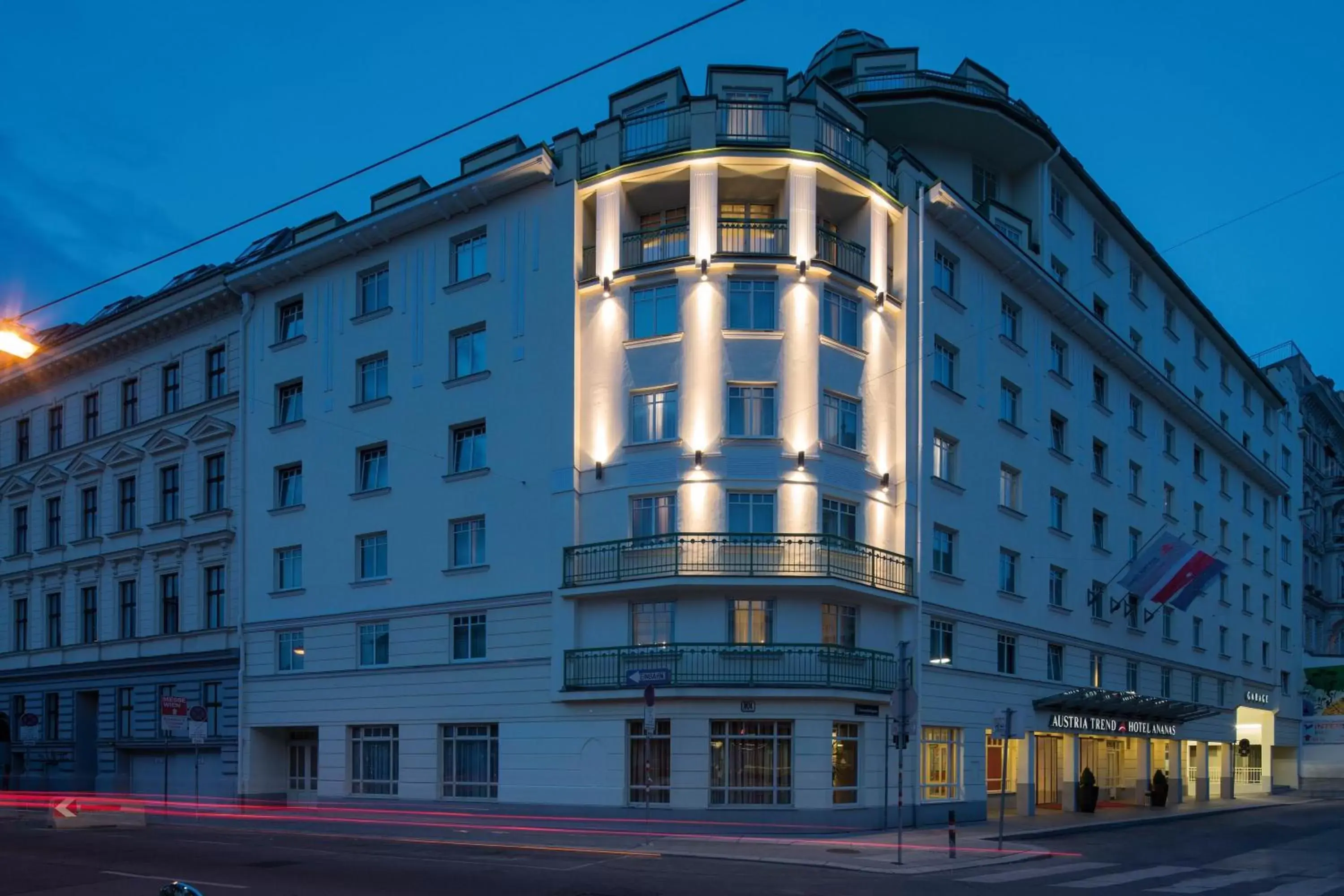 Property building in Austria Trend Hotel Ananas Wien Property building in Austria Trend Hotel Ananas Wien