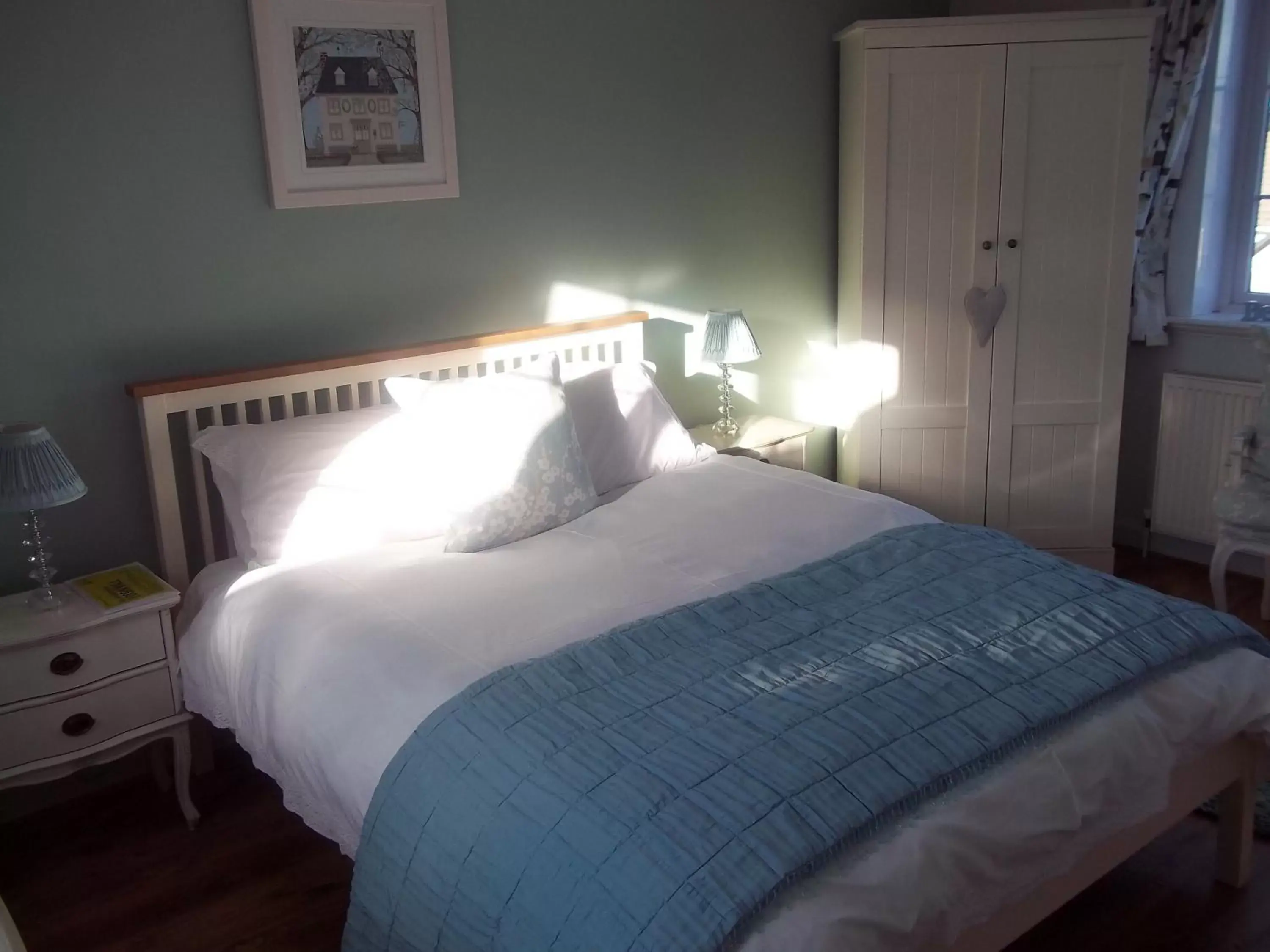 Bed in Downsfield Bed and Breakfast