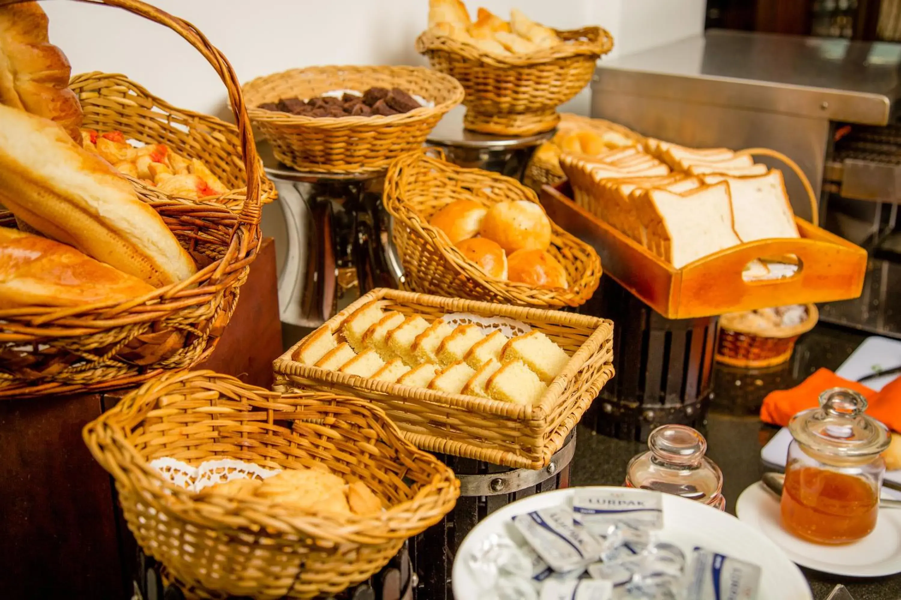 Continental breakfast, Food in Kandy City Hotel by Earl's