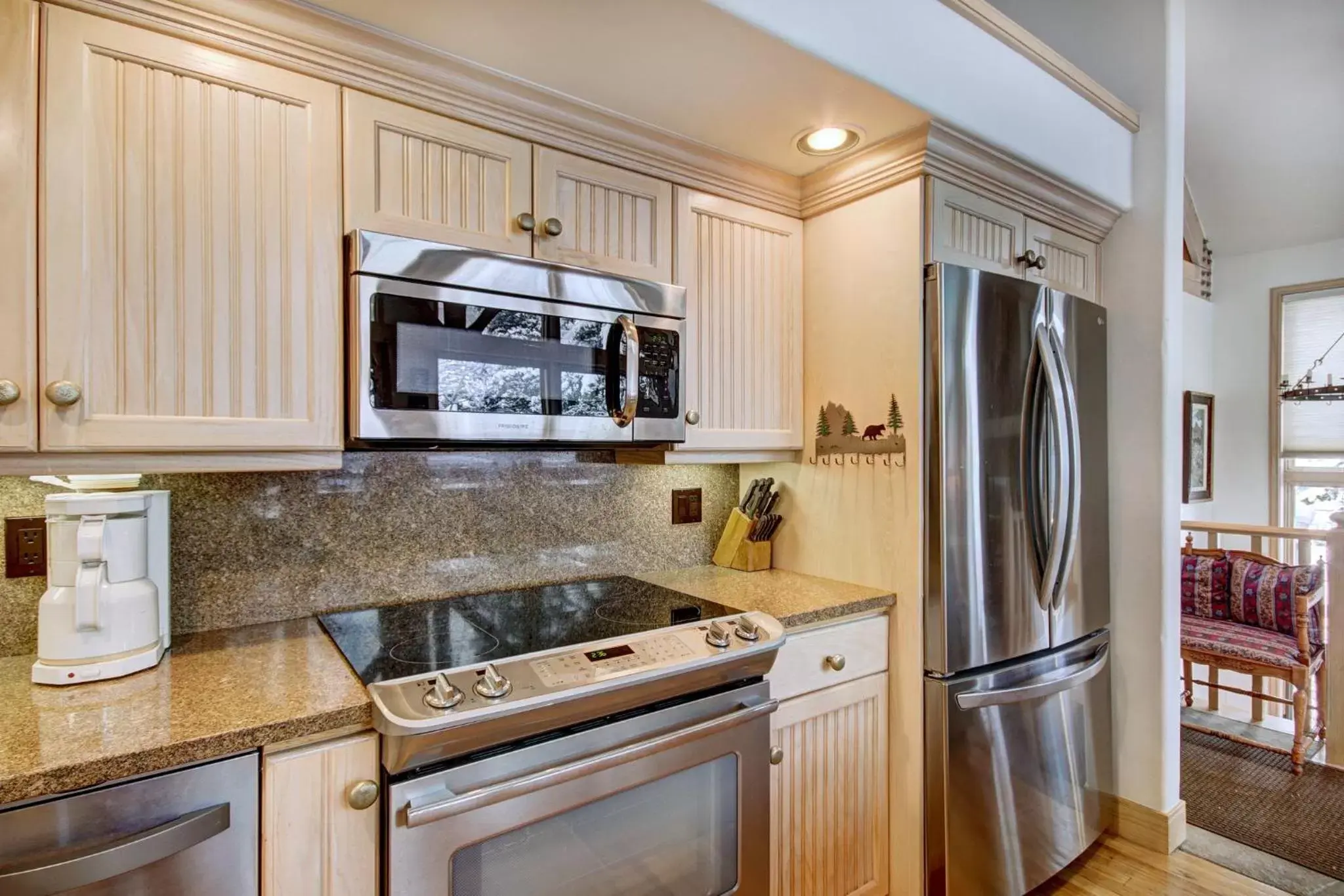 Kitchen or kitchenette, Kitchen/Kitchenette in The Pines Lodge, a RockResort