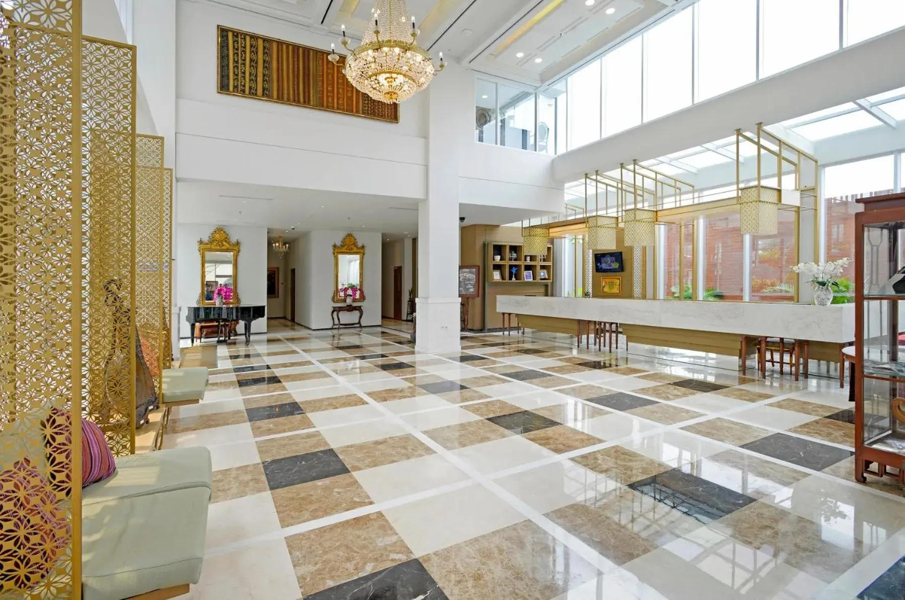 Lobby or reception, Lobby/Reception in La Lisa Hotel Surabaya