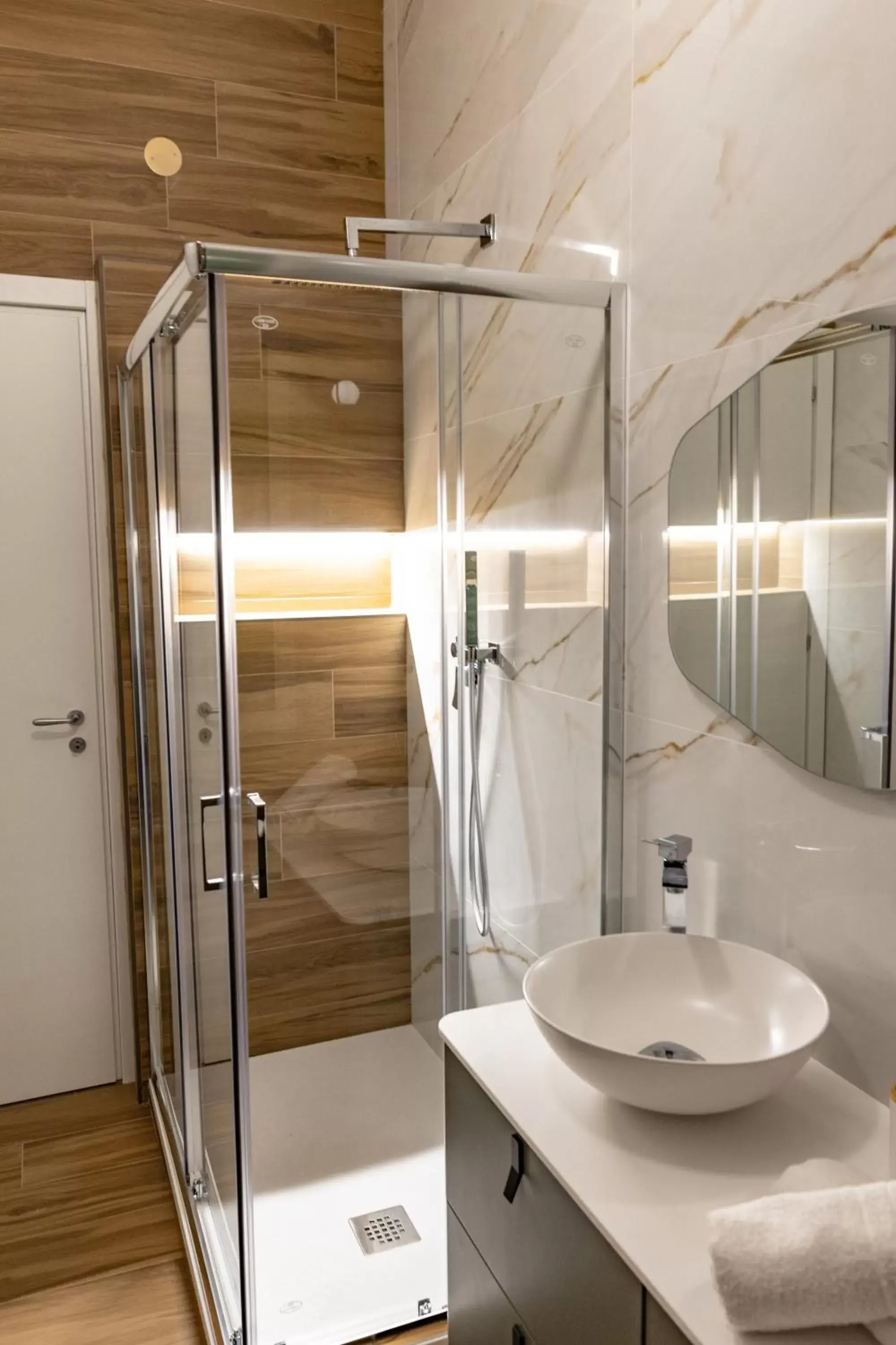 Bathroom in Cas’ A Mare - Beachfront Luxury Suites