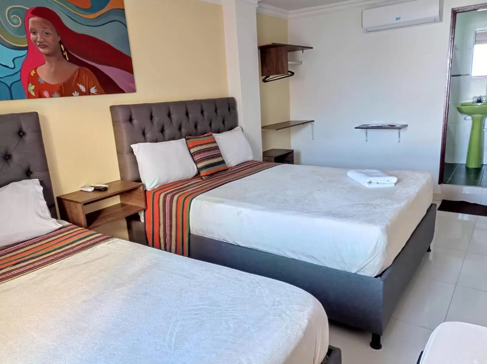 Bed in ANAJIRAWAA HOTEL