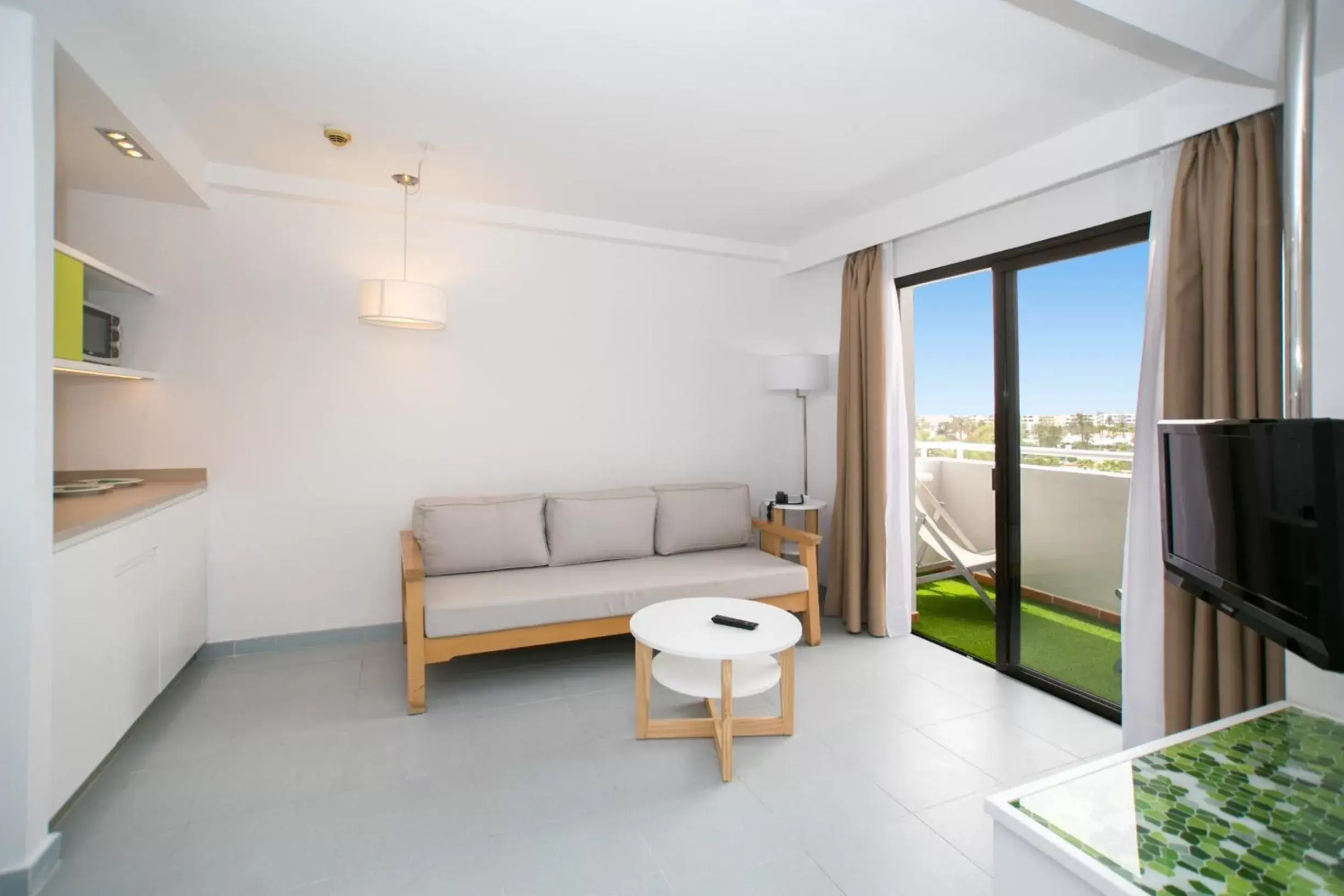 Living room, Seating Area in Hotel LIVVO Anamar Suites