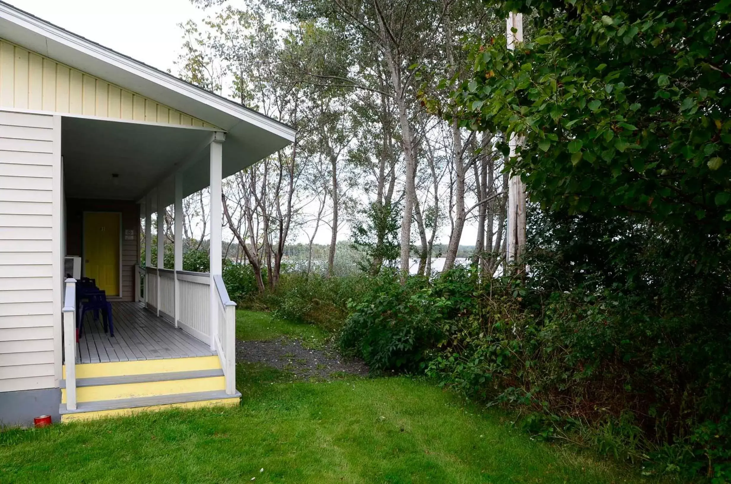 Facade/entrance, Garden in Trailsman Lodge