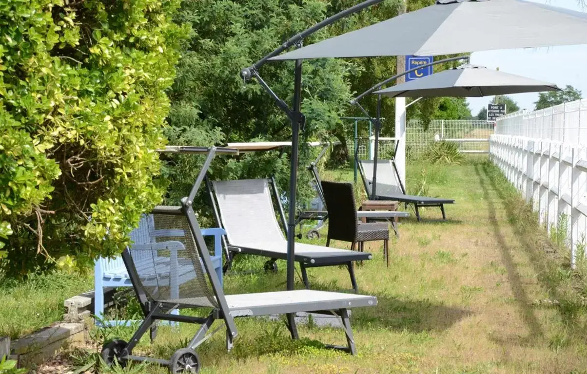 Garden, Patio/Outdoor Area in Avenue de la Gare