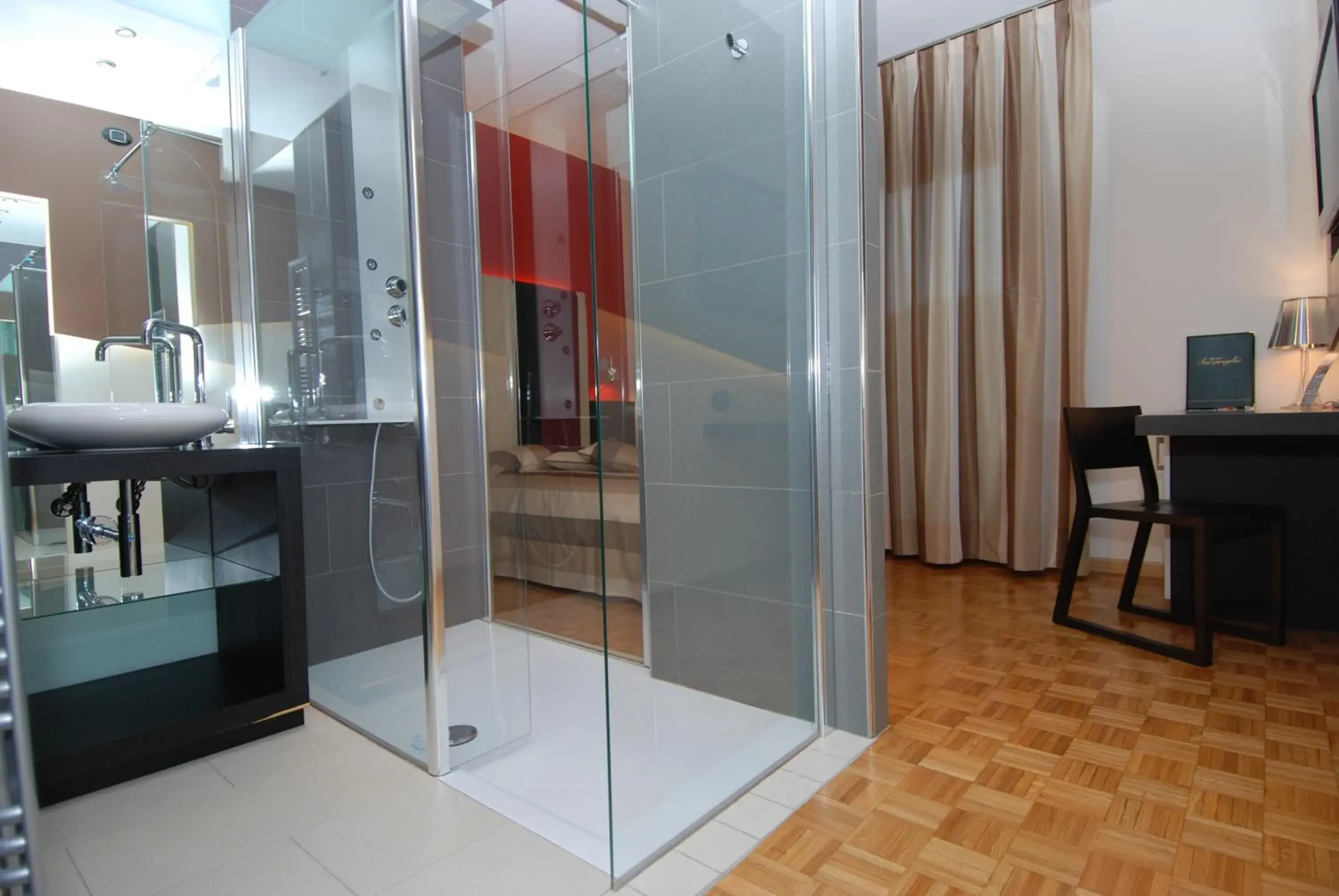 Bathroom in Hotel La Pergola