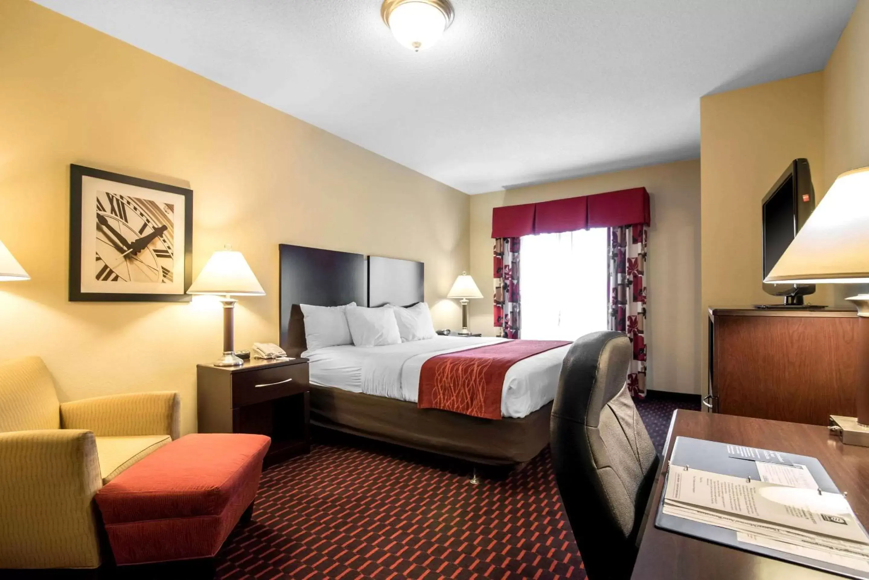 Photo of the whole room in Comfort Inn & Suites Tunkhannock