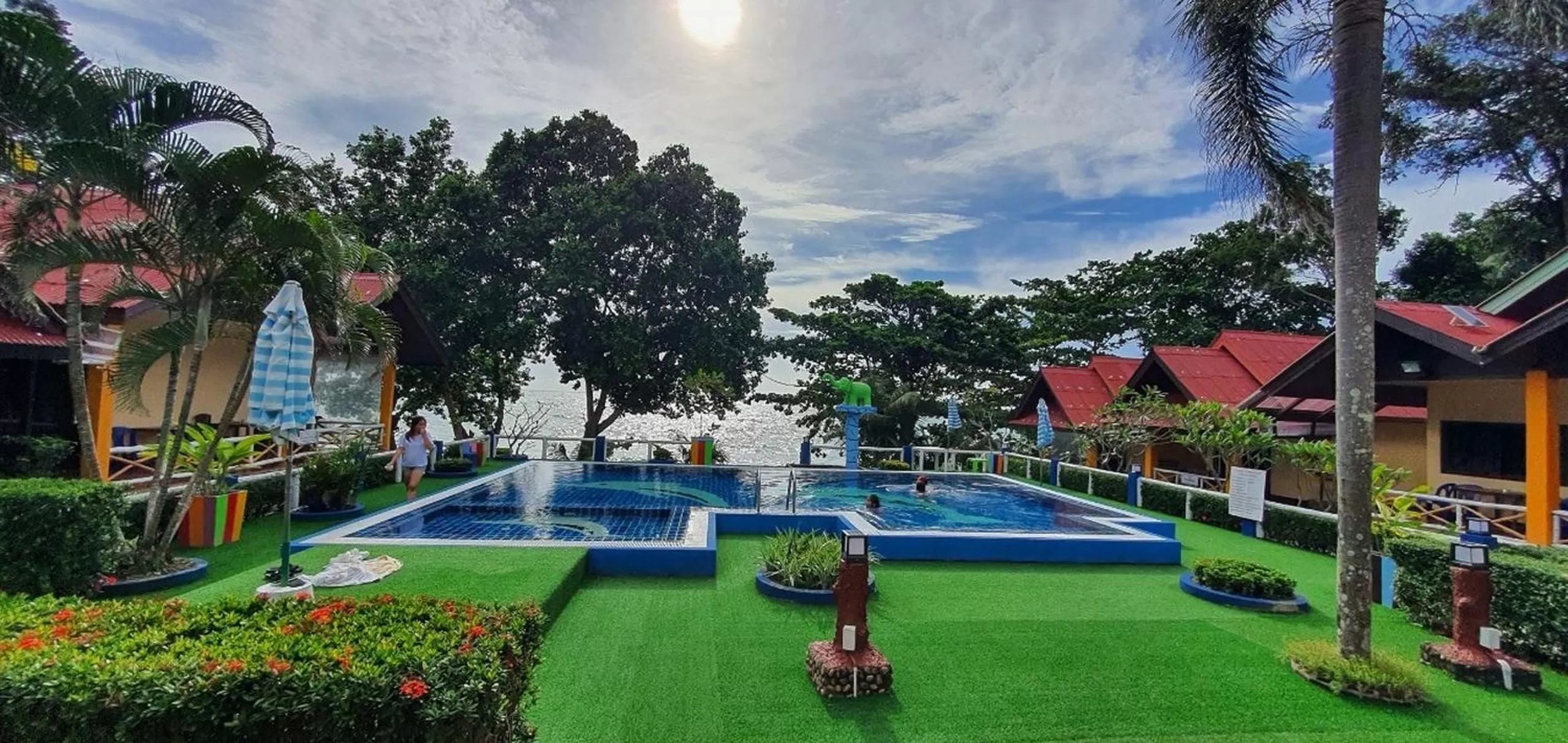 Swimming pool in Penny's Resort