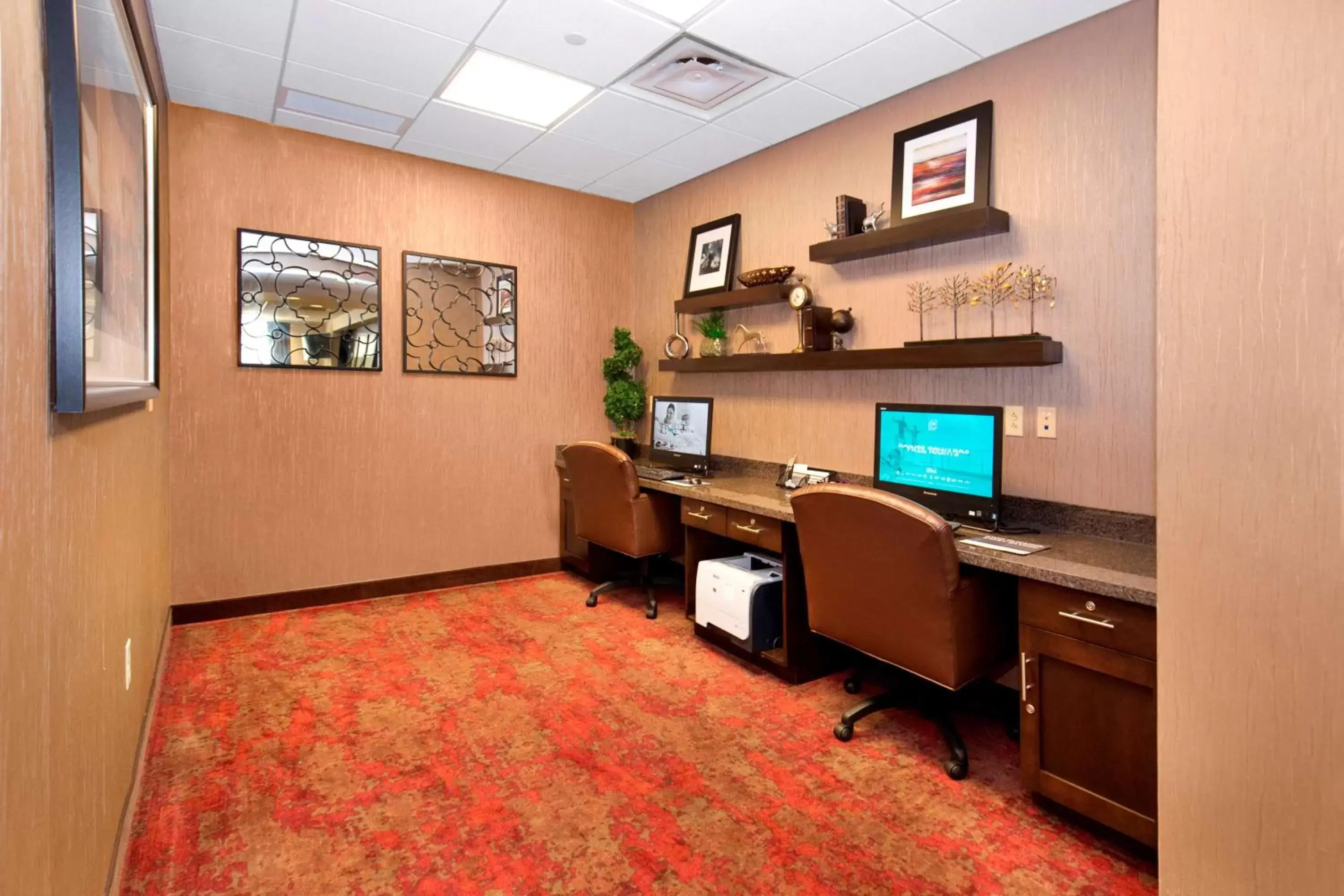 Business facilities in Hampton Inn Butler