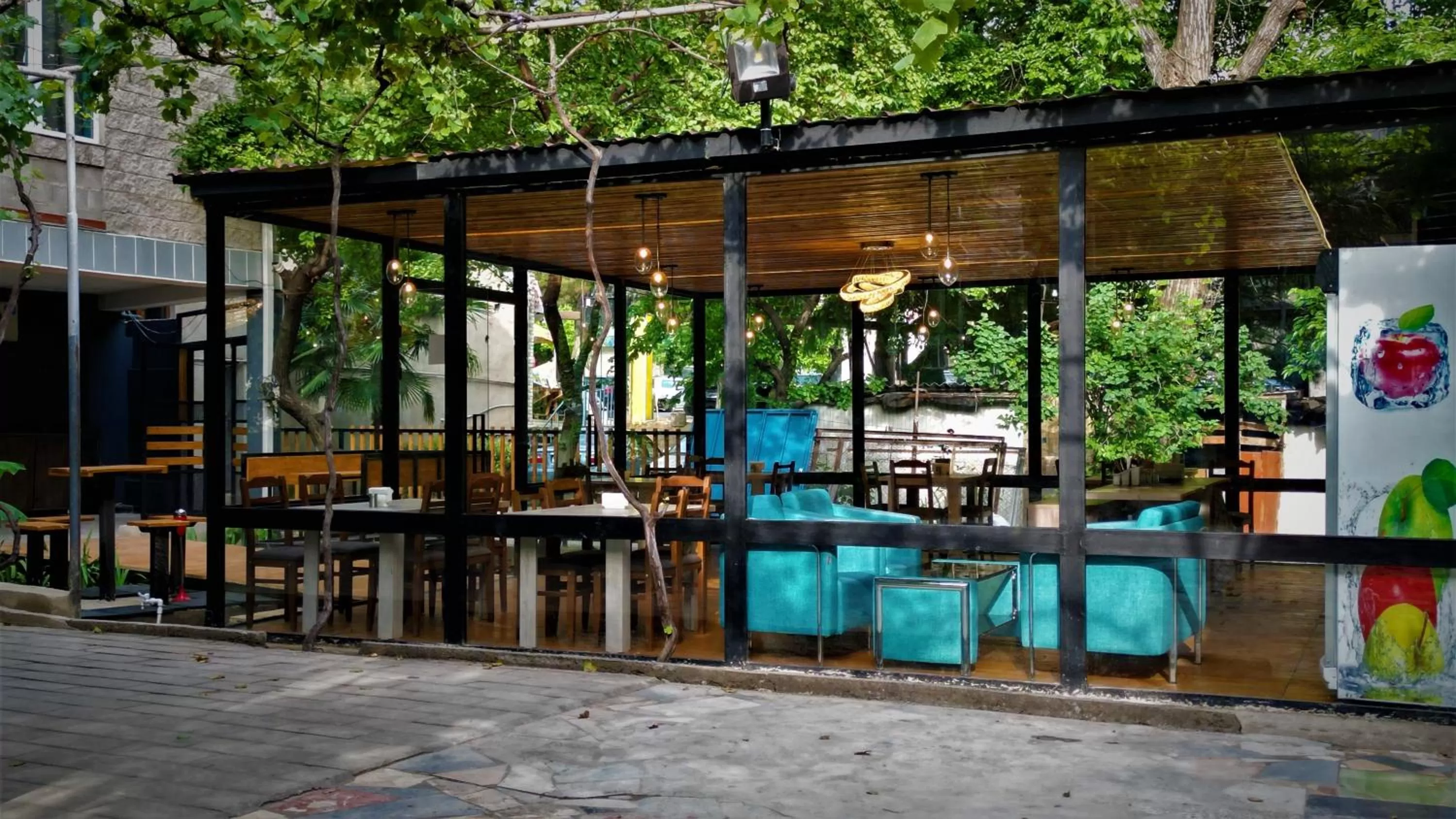 Restaurant/places to eat in Hotel Salosi