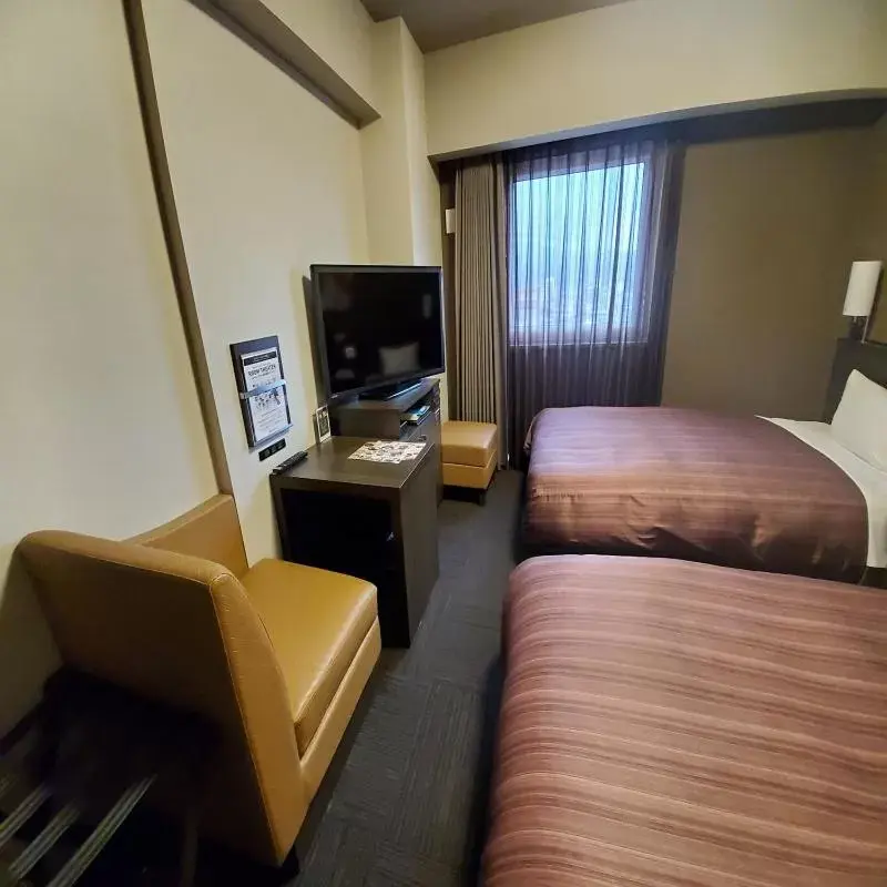 TV/Entertainment Center in Hotel Route-Inn Hita-Ekimae