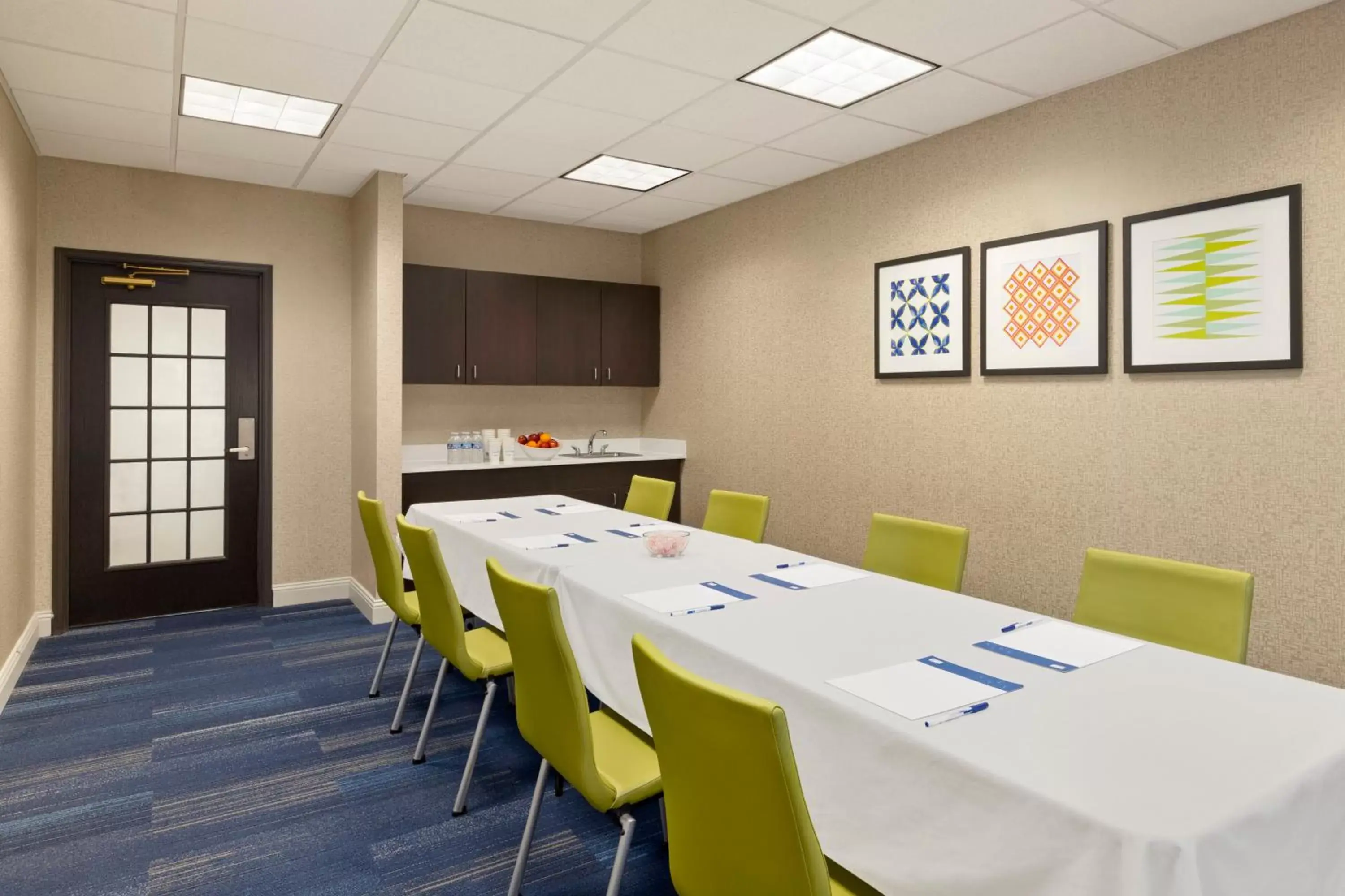 Meeting/conference room in Holiday Inn Express Hotel & Suites Fort Myers East - The Forum, an IHG Hotel