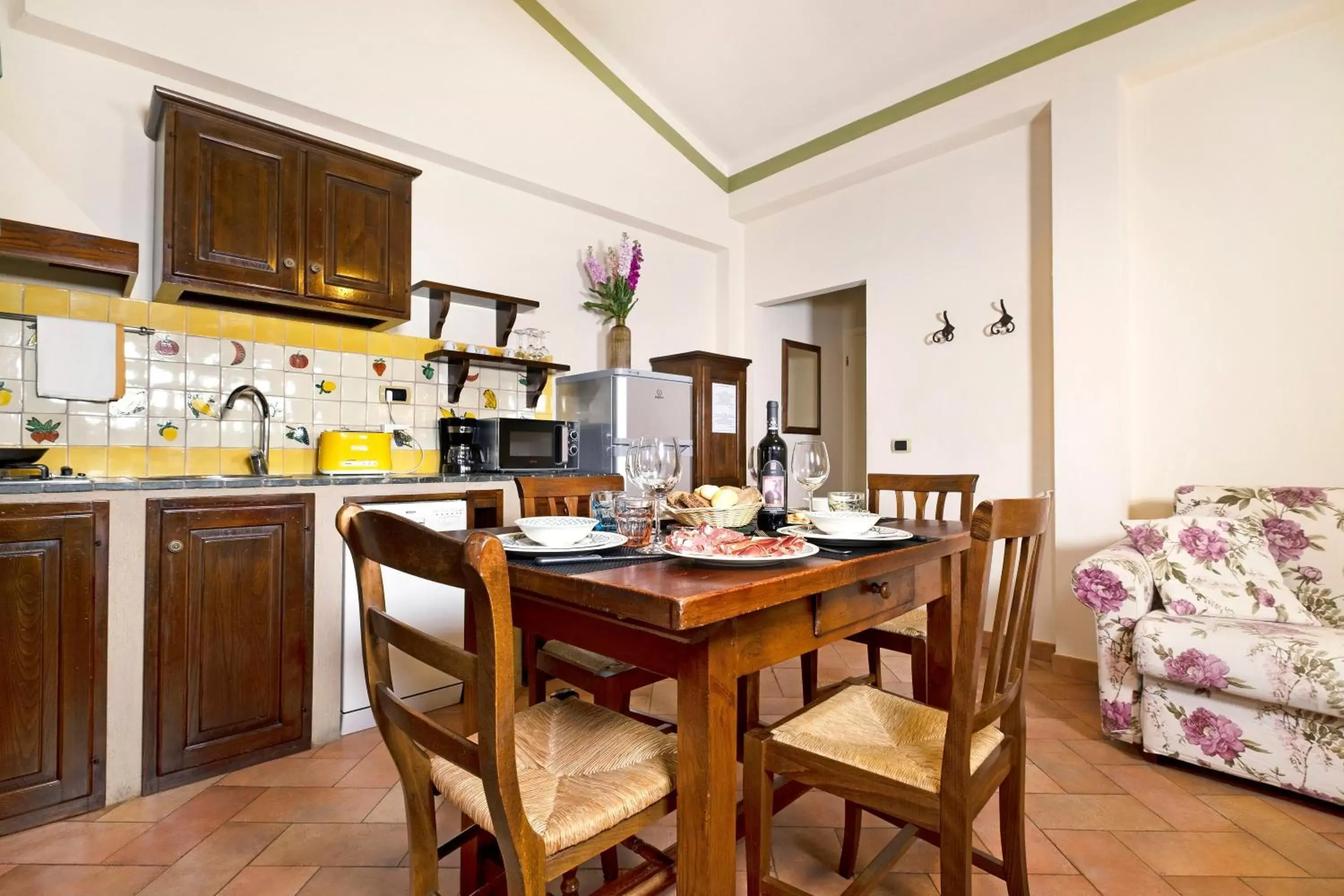 Kitchen or kitchenette, Dining Area in Borgo Grondaie