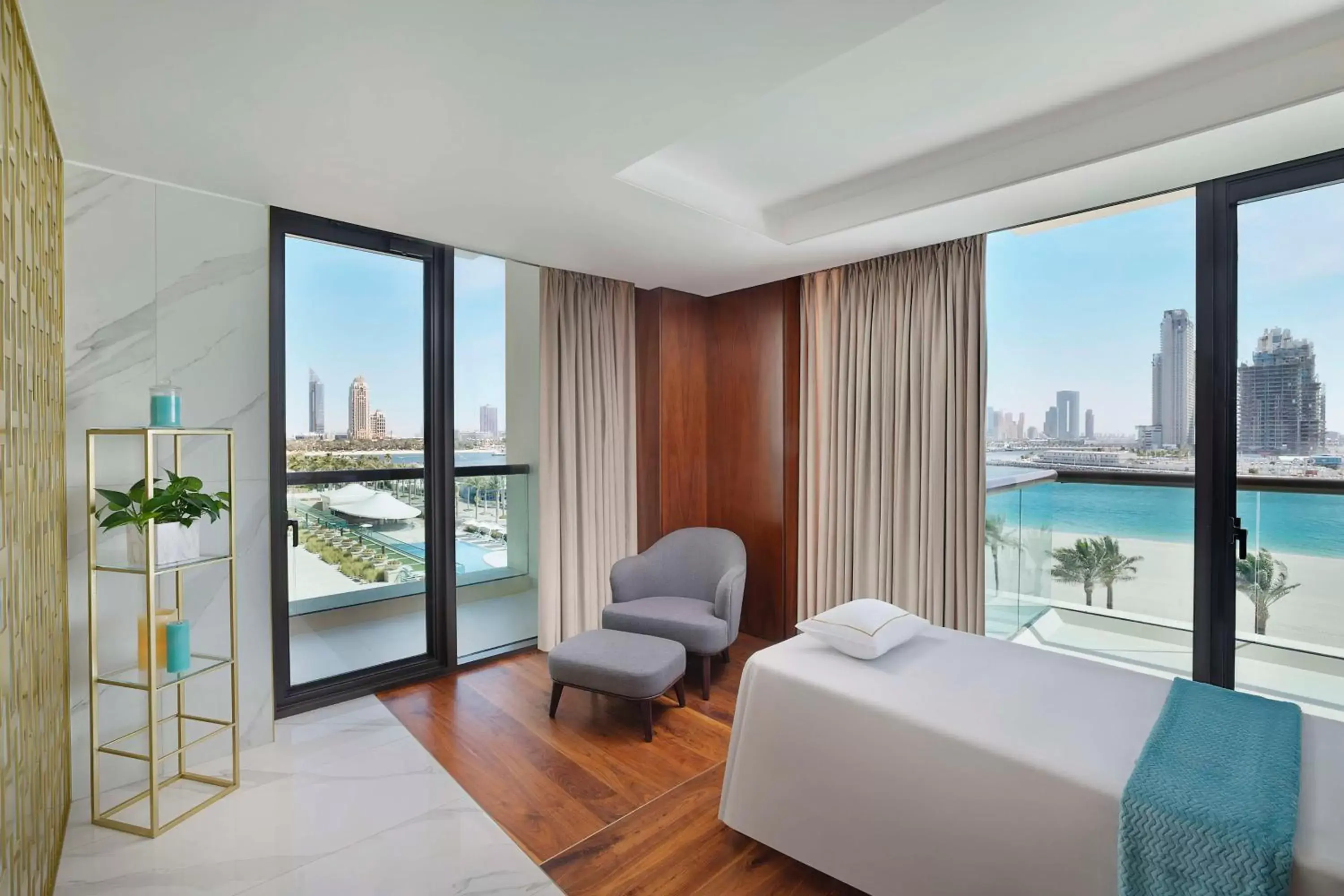 Sports, Seating Area in Hilton Dubai Palm Jumeirah