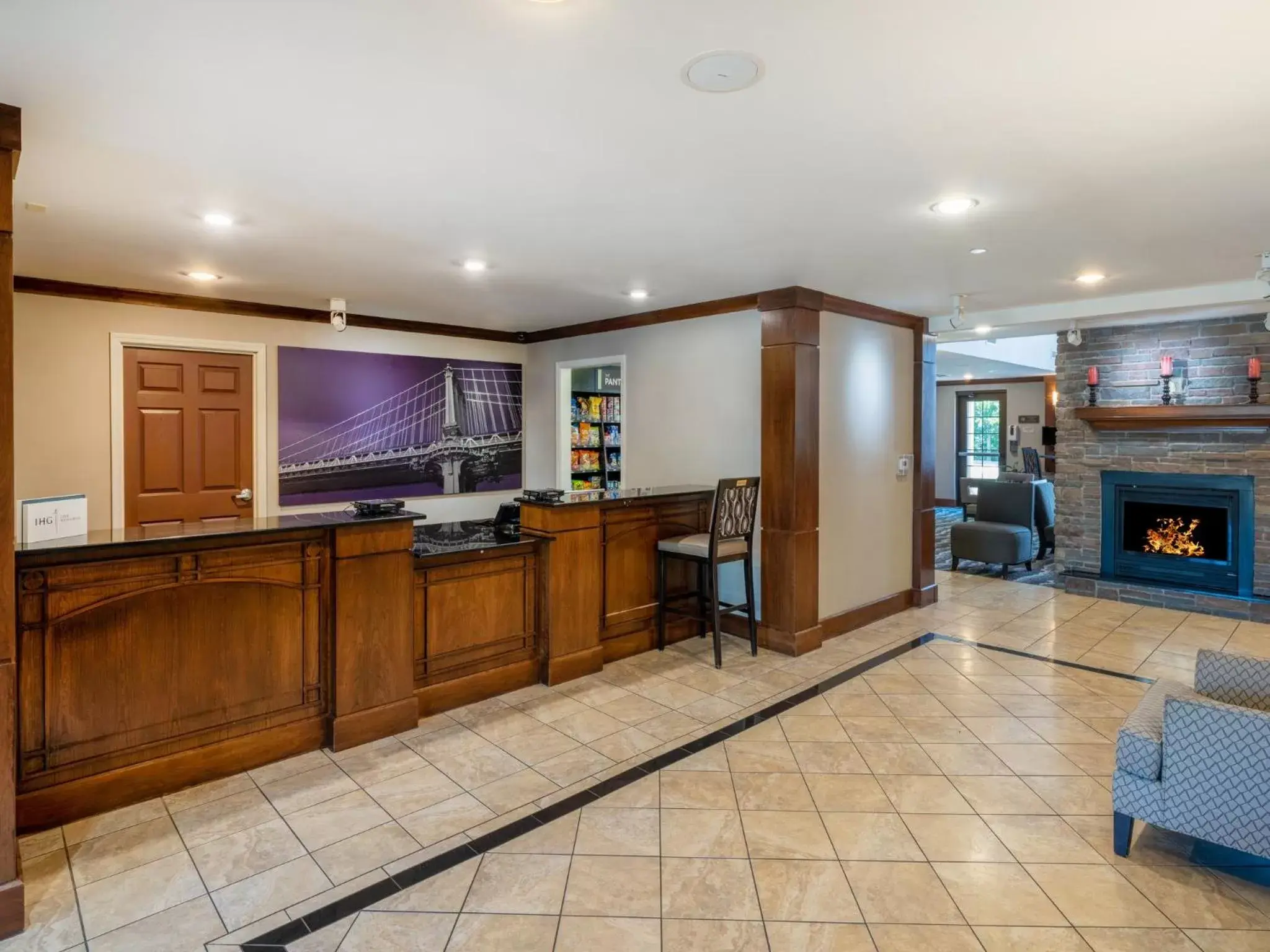 Lobby or reception, Lobby/Reception in Staybridge Suites Milwaukee Airport South, an IHG Hotel