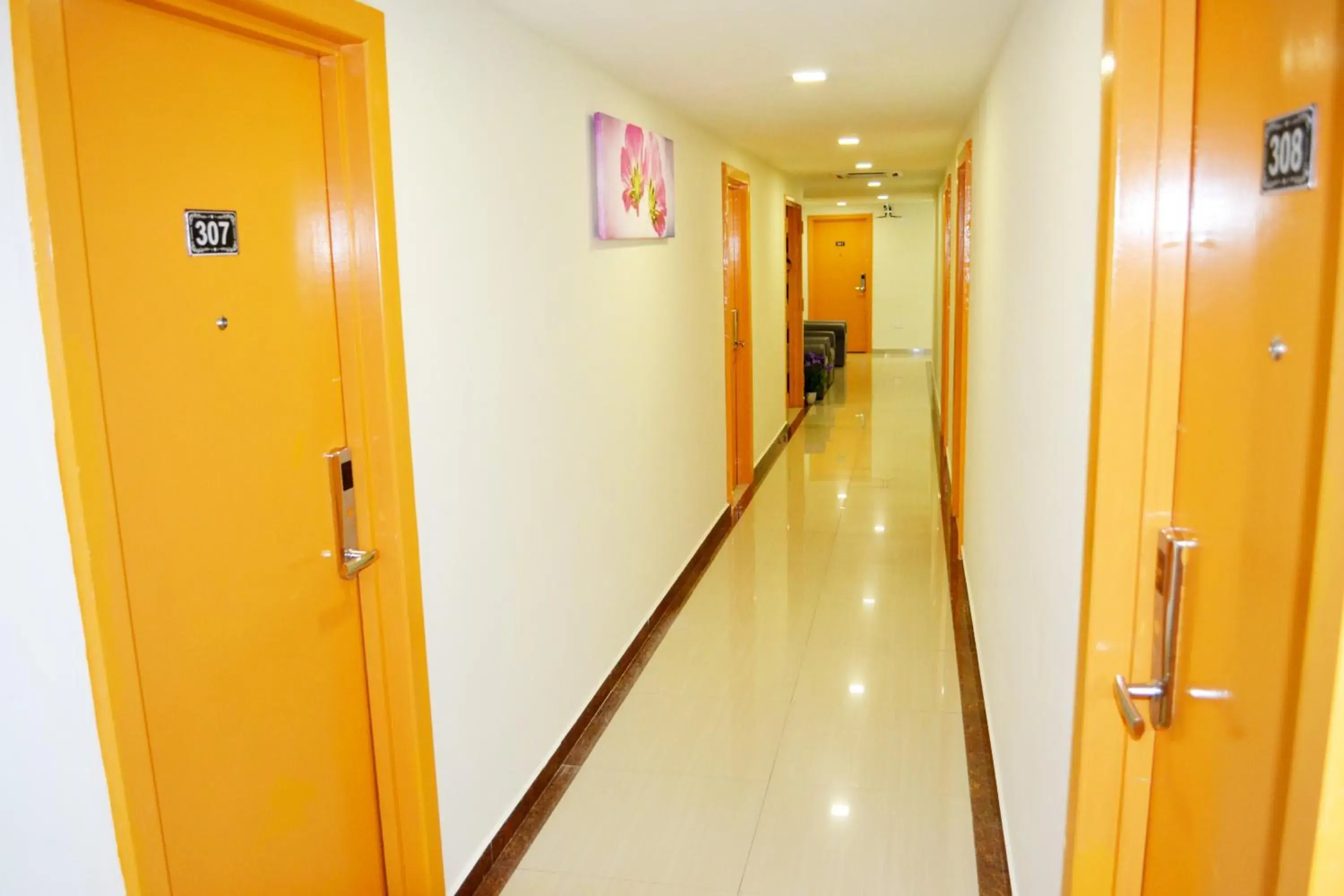 Area and facilities in Easy Hotel KL Sentral